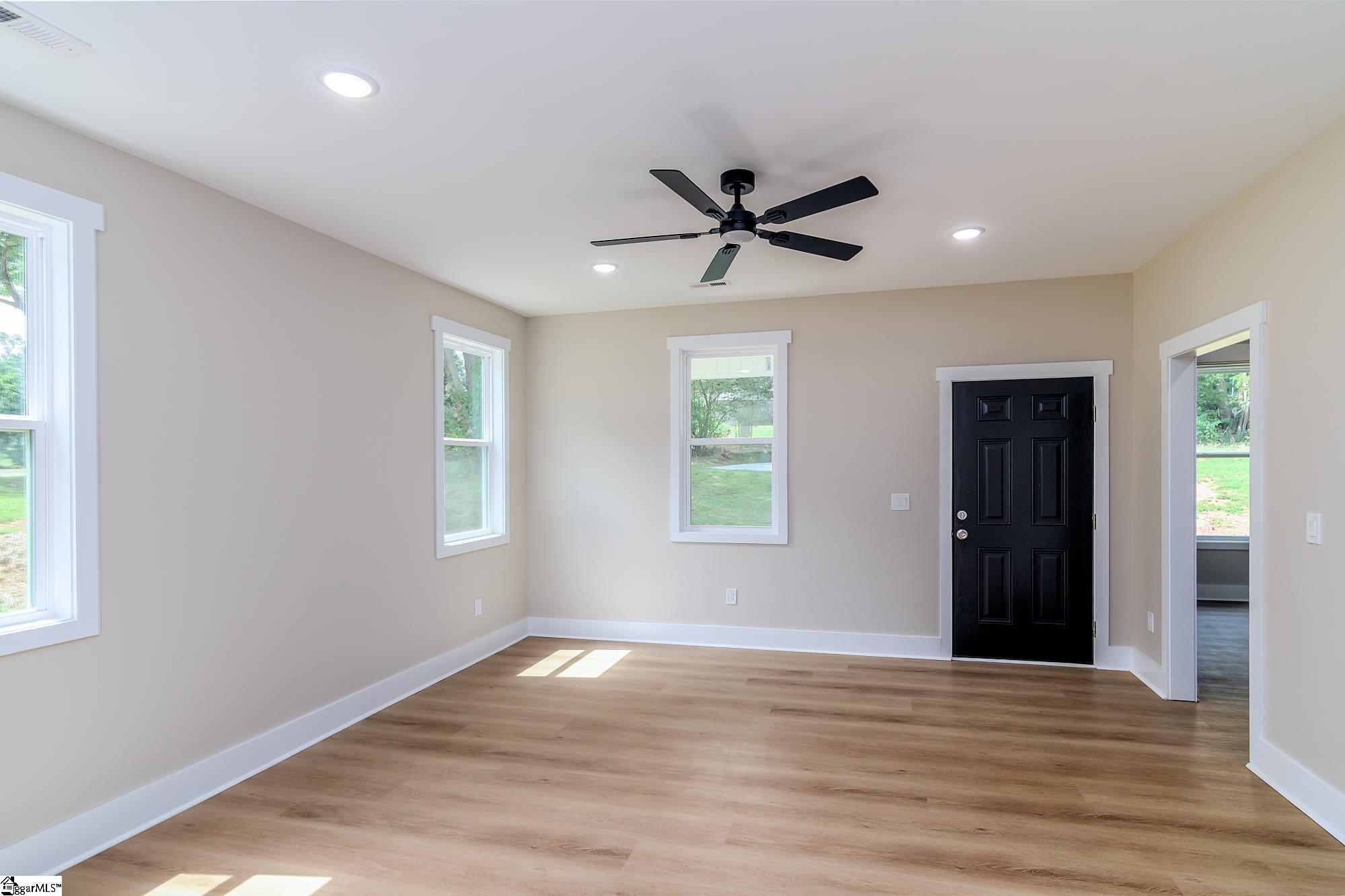 1316 5th Avenue Greenville, SC 29605