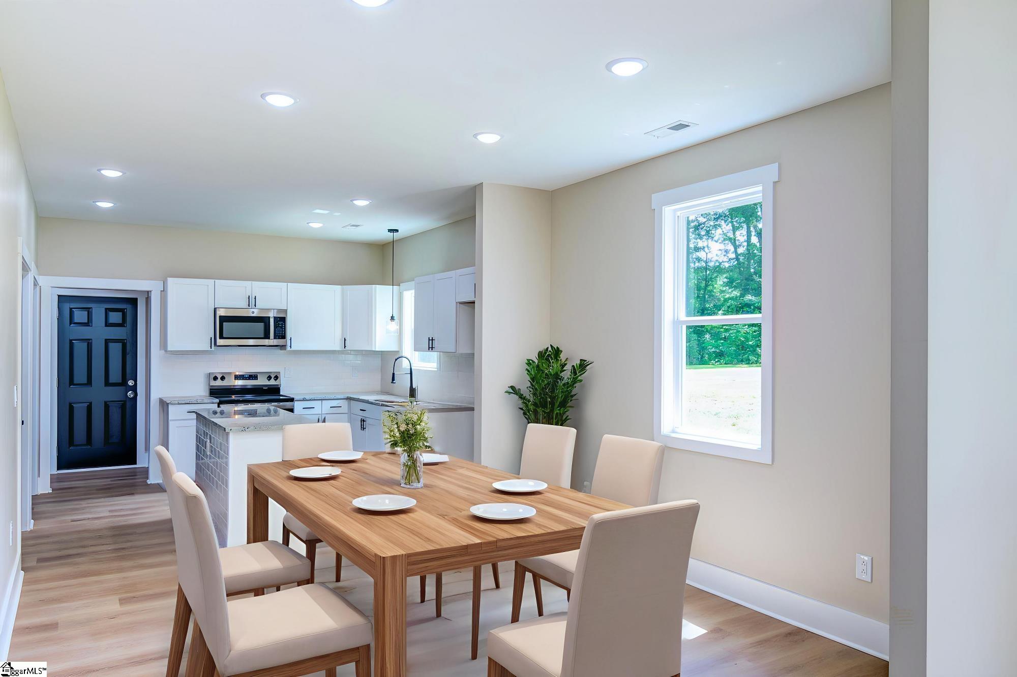 1316 5th Avenue Greenville, SC 29605