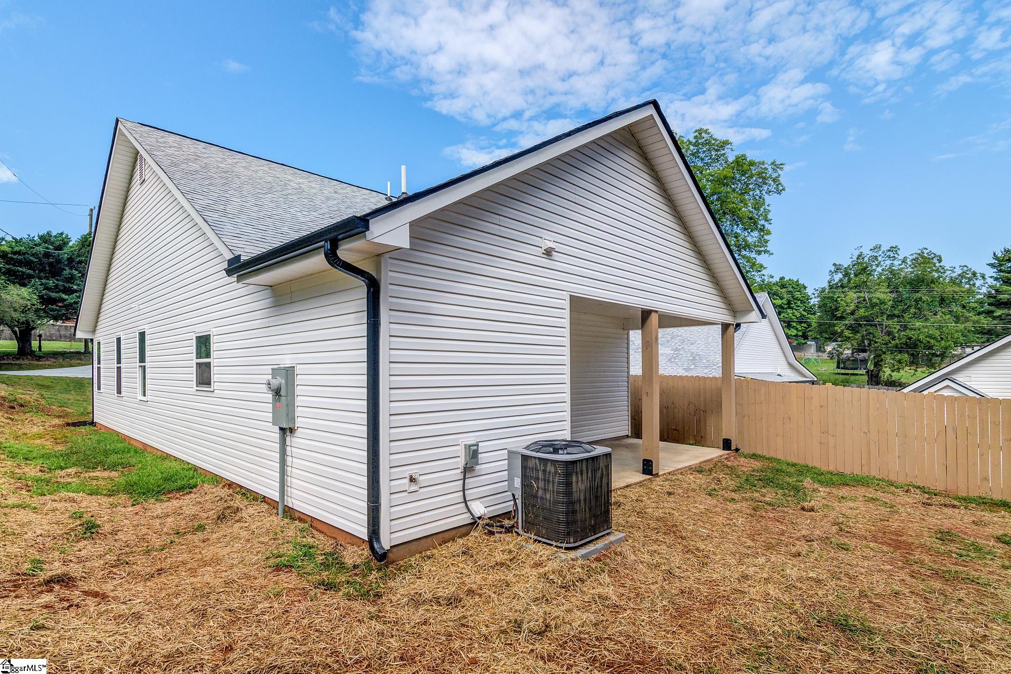 1316 5th Avenue Greenville, SC 29605