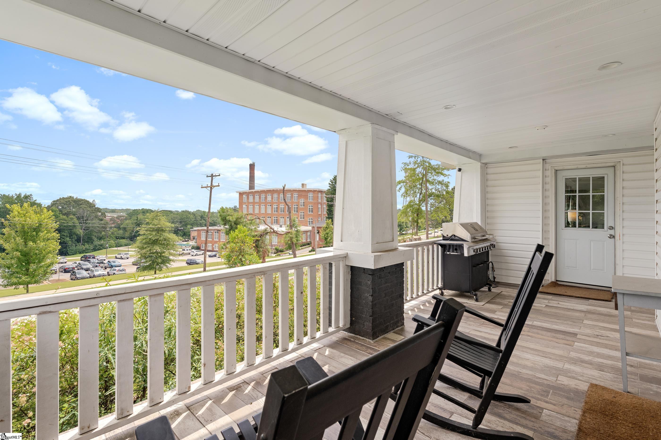 101 W 3rd Avenue Easley, SC 29640