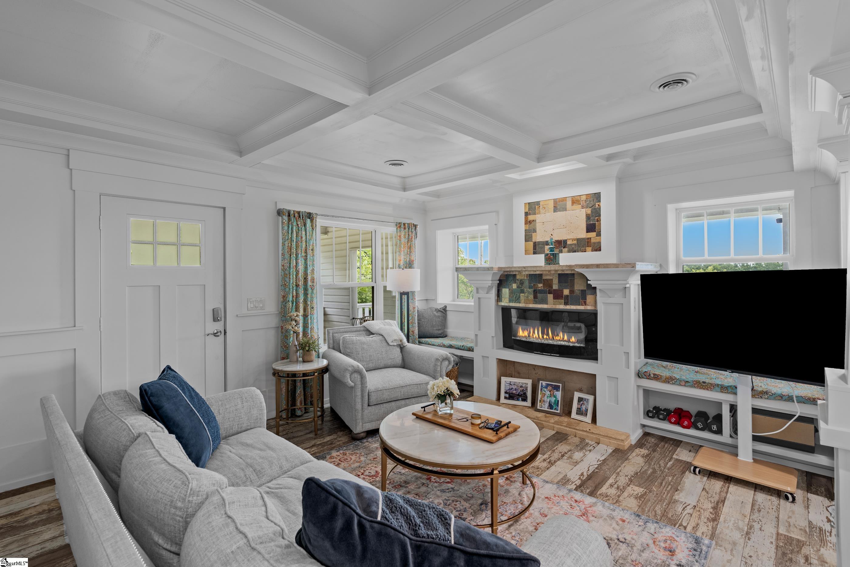 101 W 3rd Avenue Easley, SC 29640