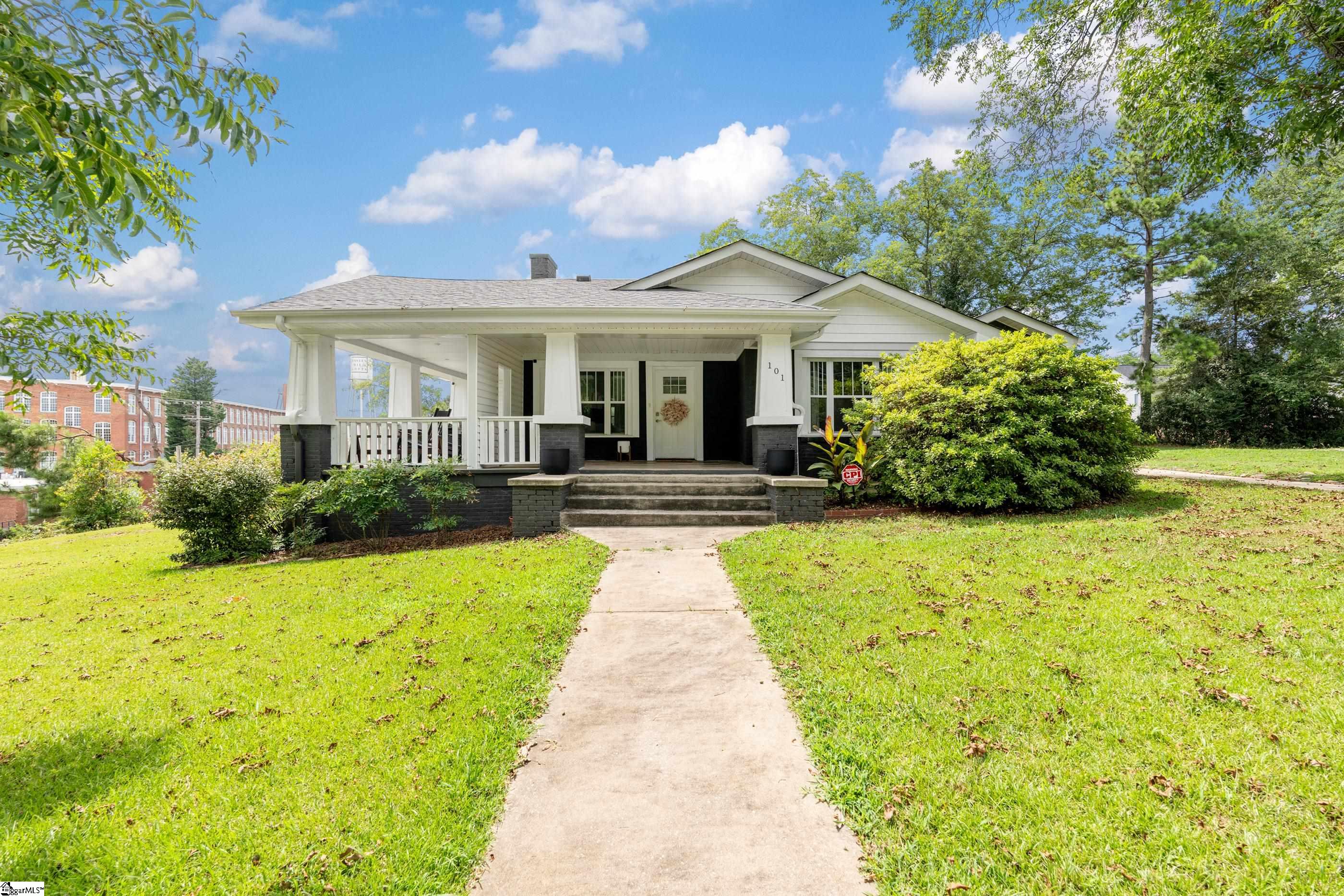 101 W 3rd Avenue Easley, SC 29640