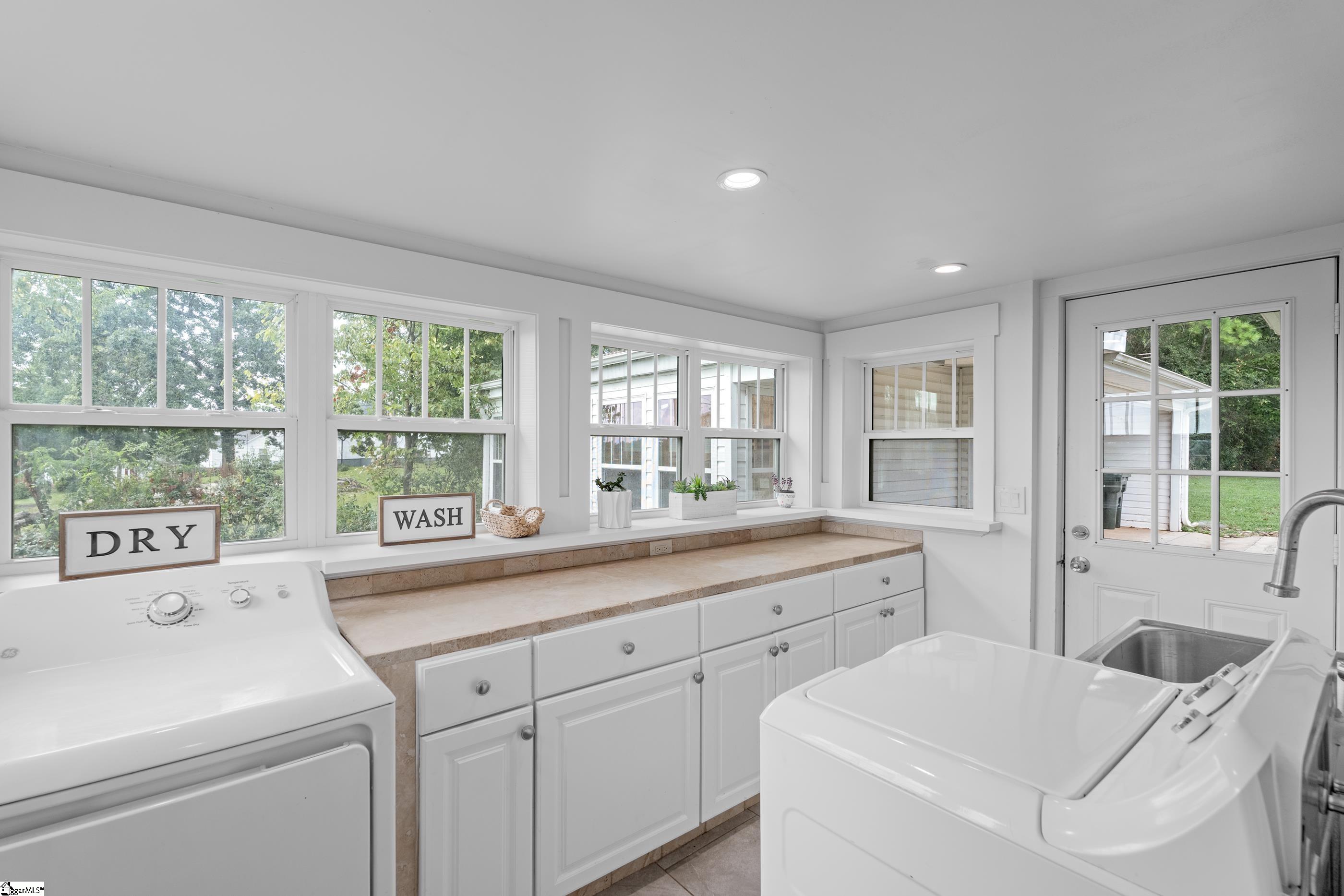 101 W 3rd Avenue Easley, SC 29640