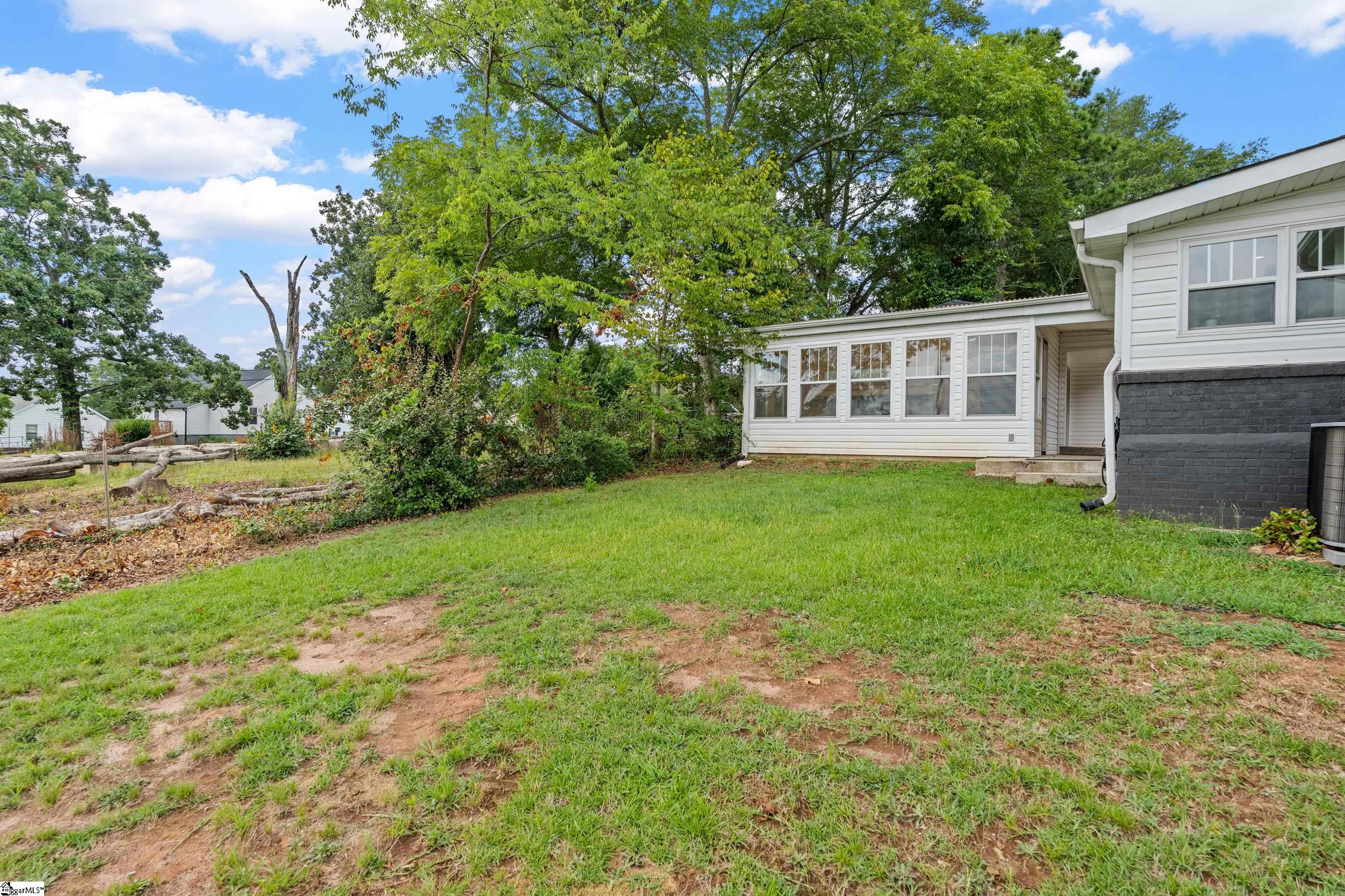 101 W 3rd Avenue Easley, SC 29640