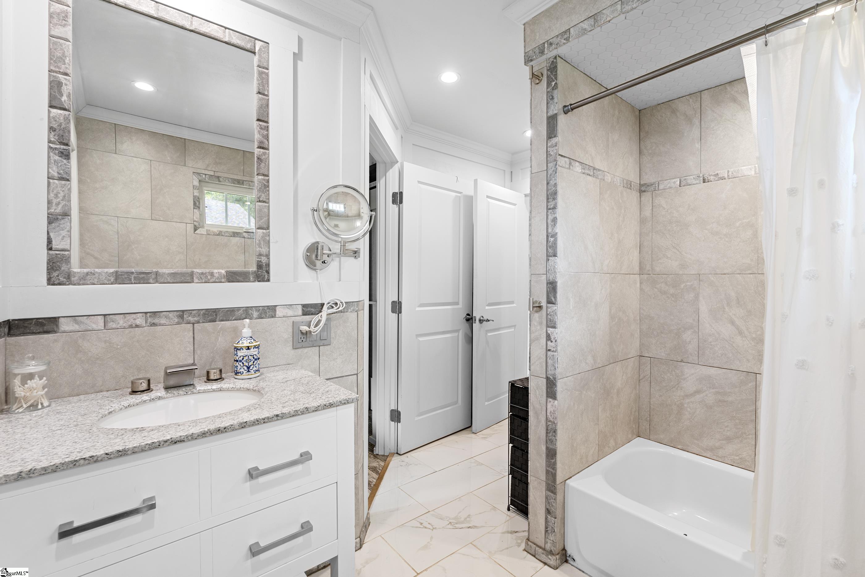 101 W 3rd Avenue Easley, SC 29640