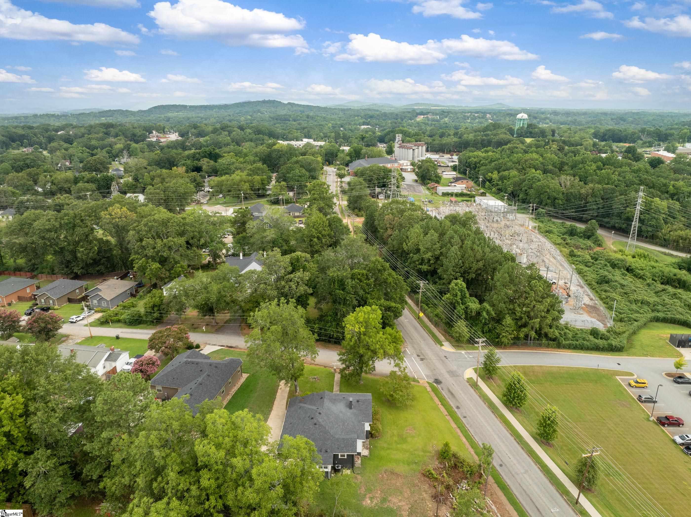 101 W 3rd Avenue Easley, SC 29640