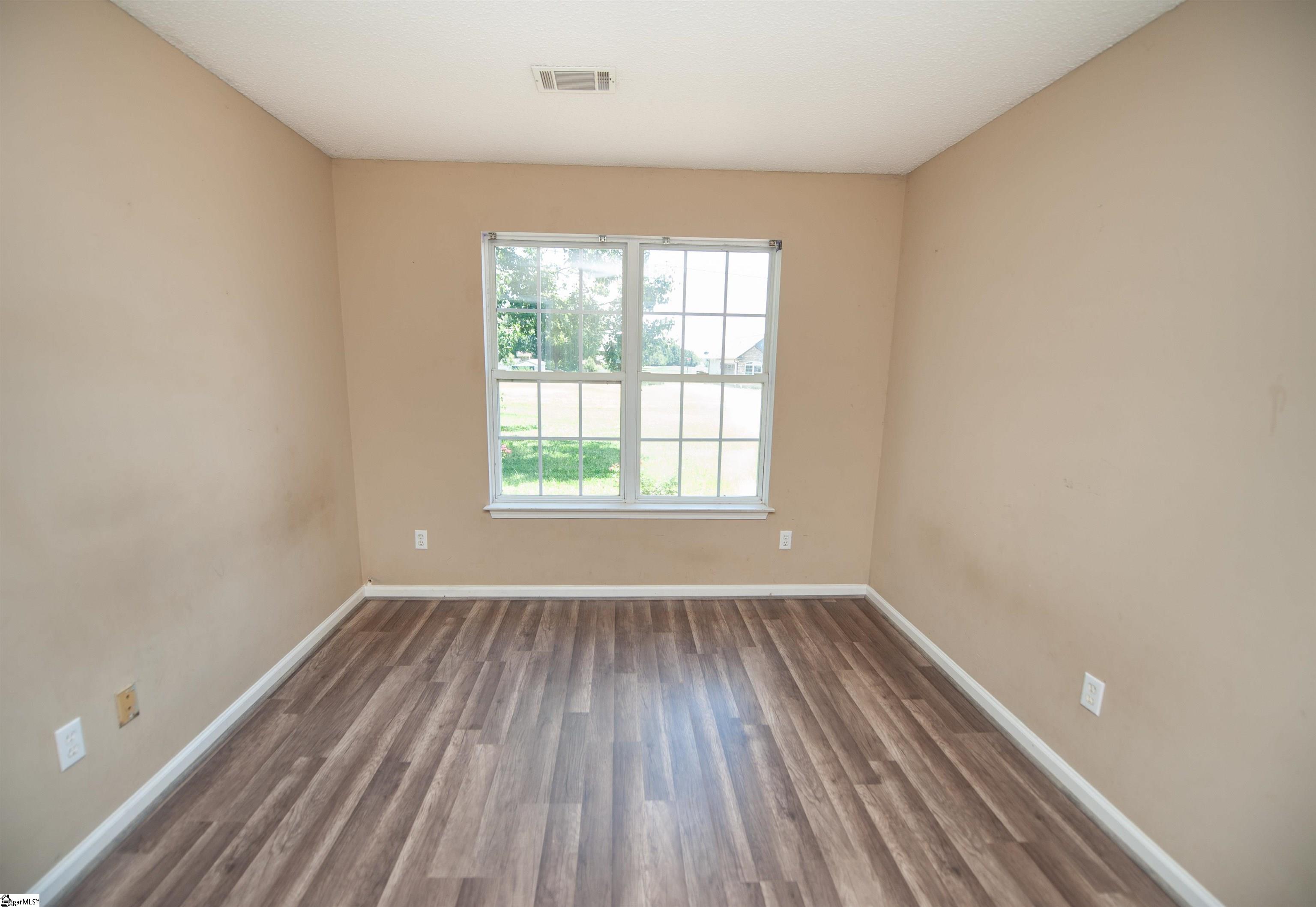 575 Mountainview Road Spartanburg, SC 29316