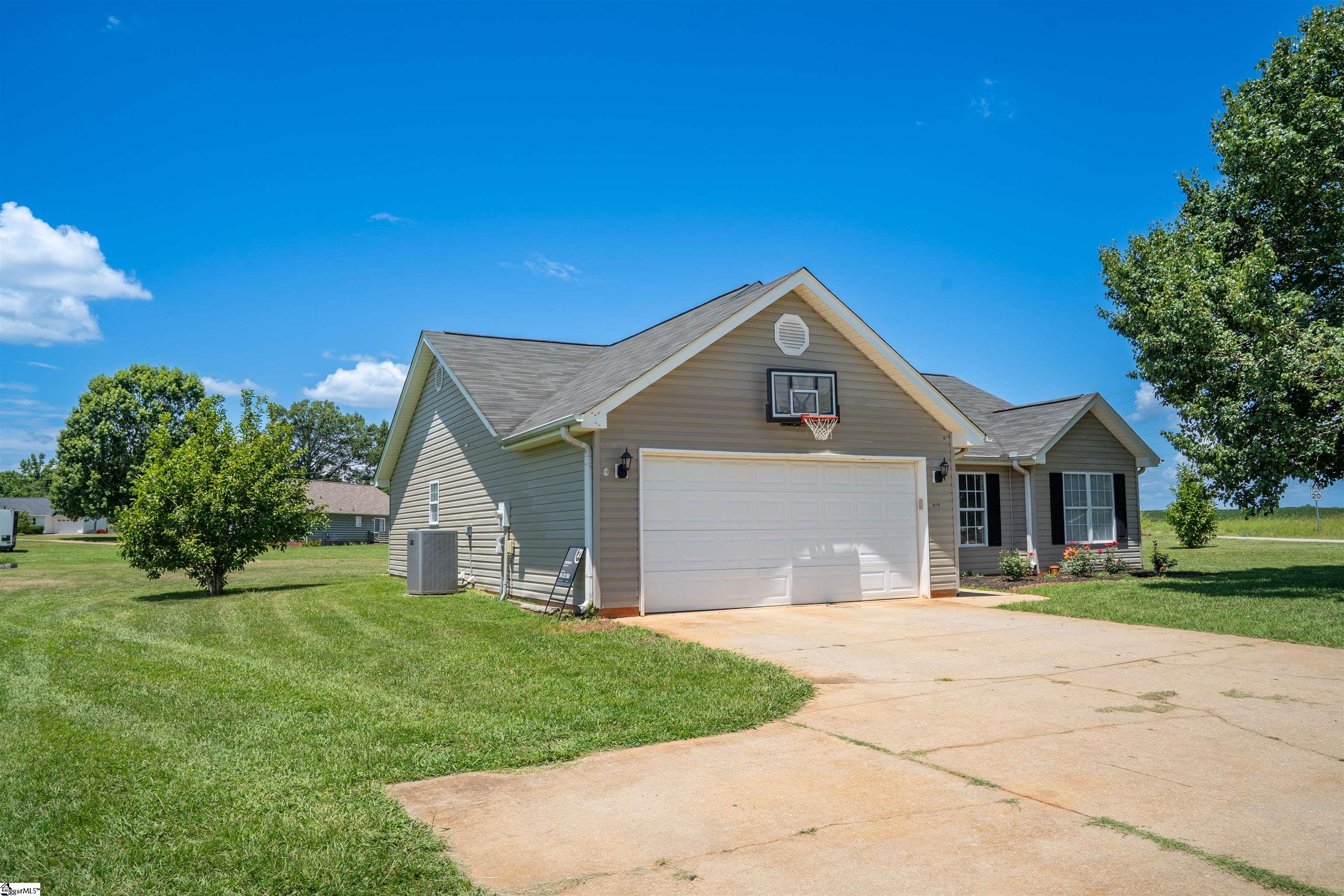575 Mountainview Road Spartanburg, SC 29316