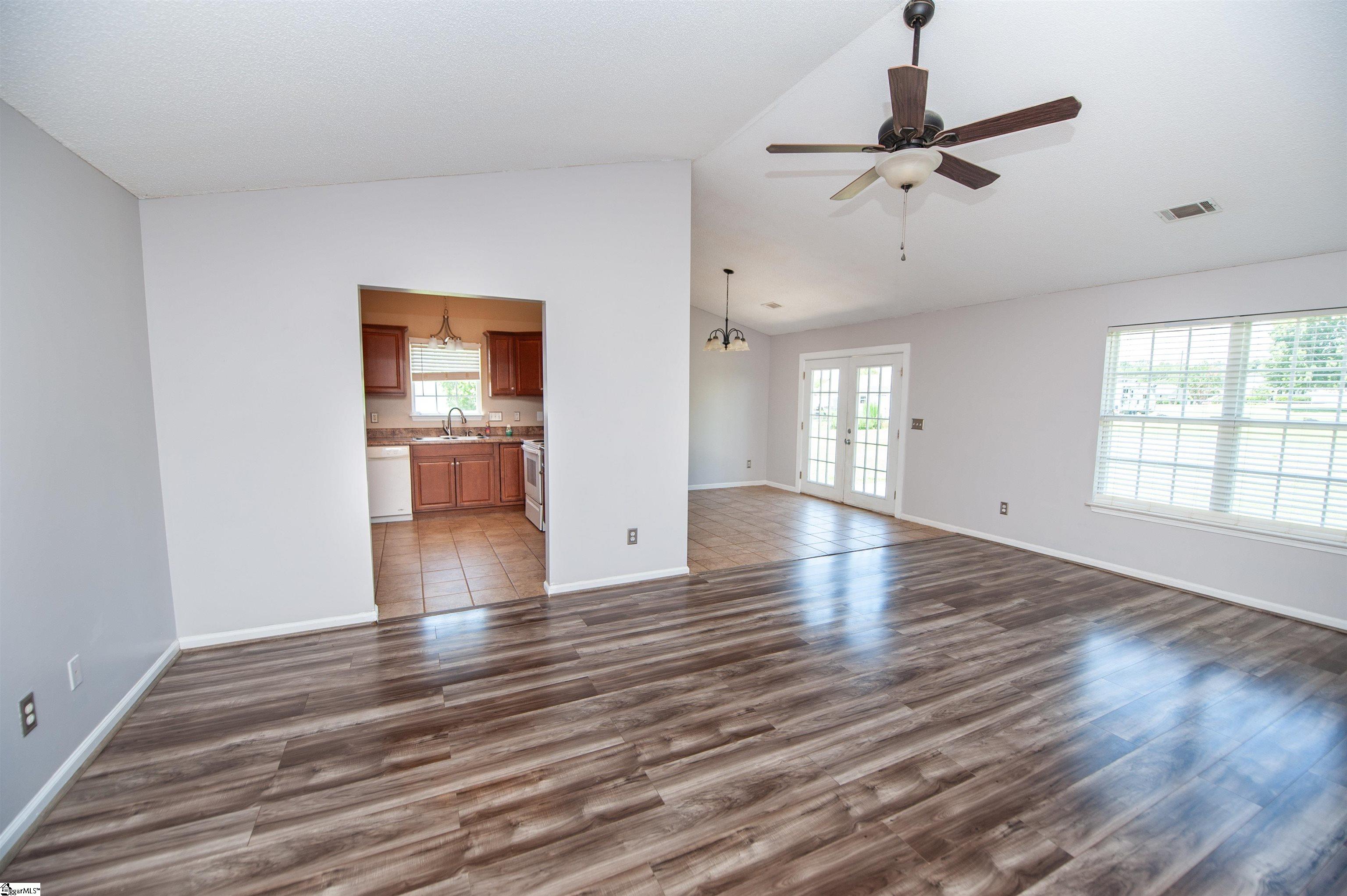 575 Mountainview Road Spartanburg, SC 29316