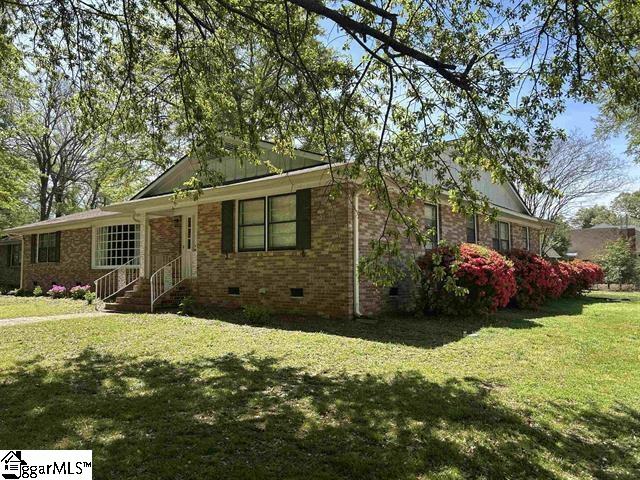 106 Ansel Drive Clinton, SC 29325
