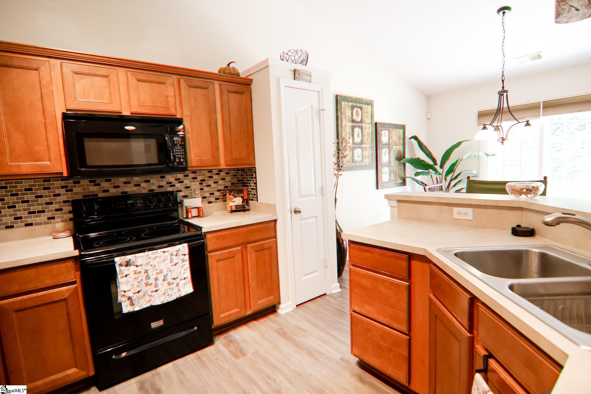 307 Blue Heron Circle Simpsonville, SC 29680