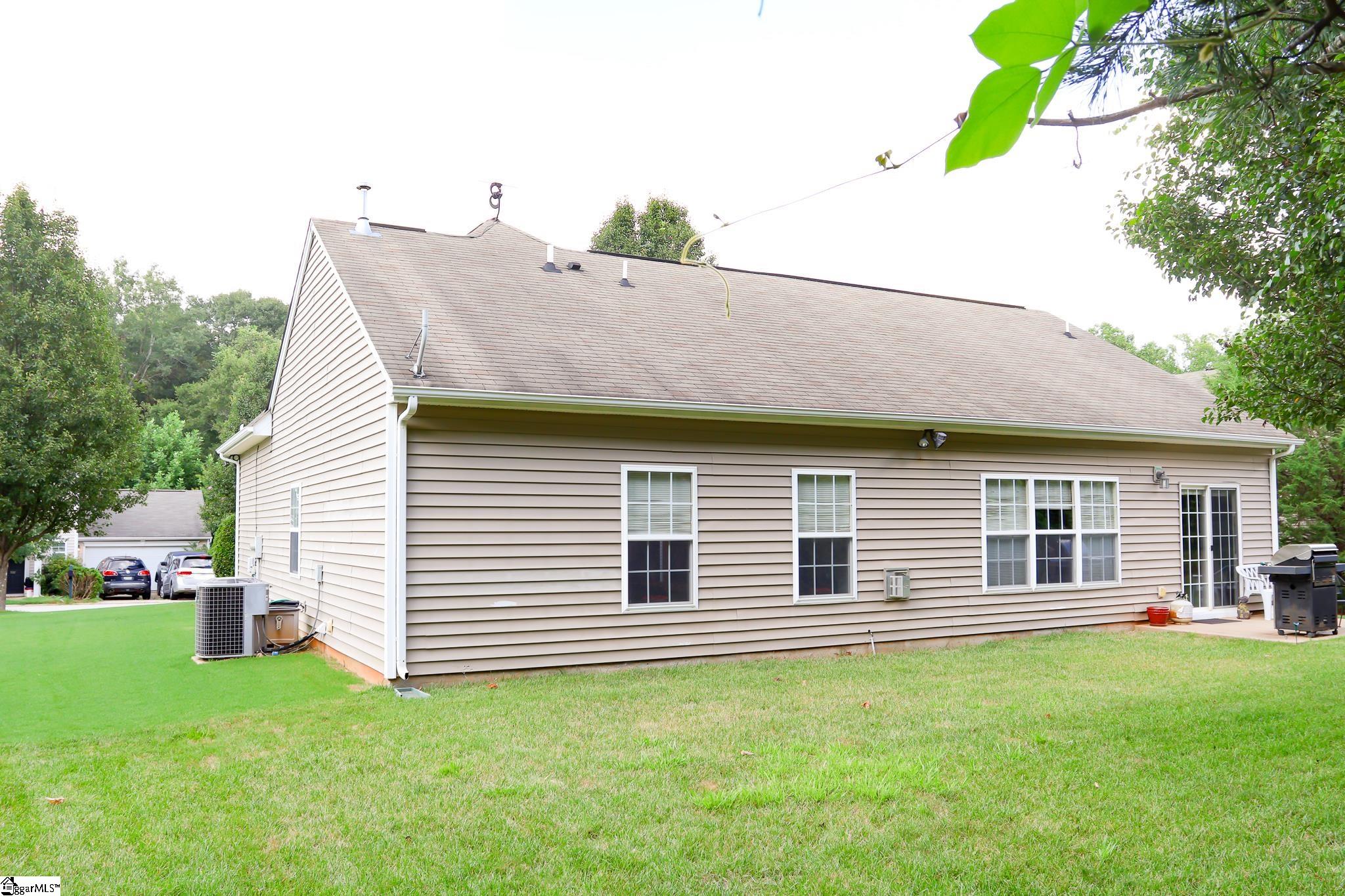 307 Blue Heron Circle Simpsonville, SC 29680