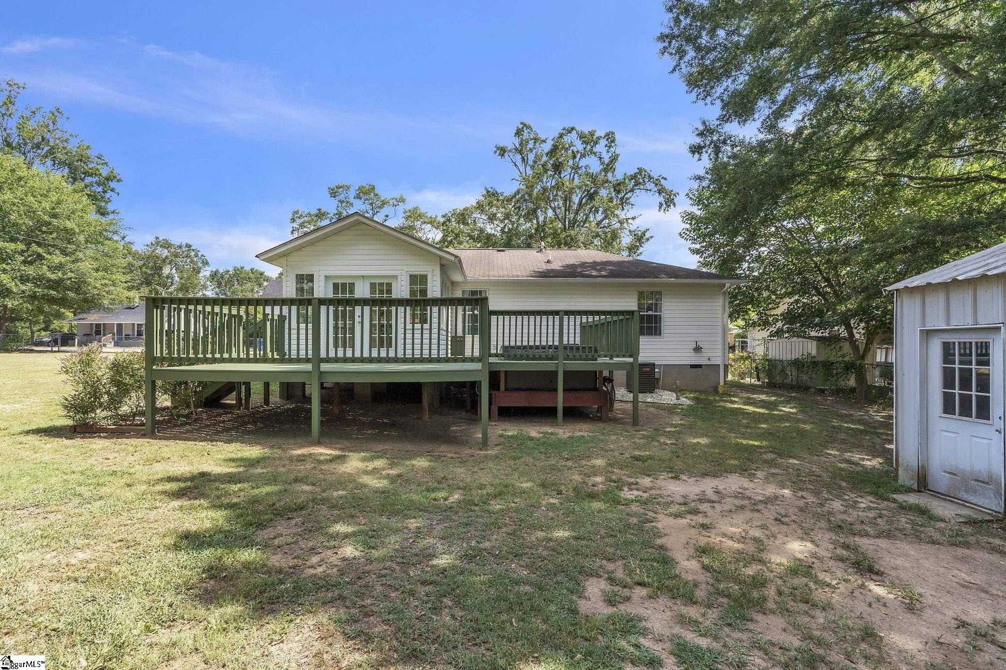 250 Buncombe Street Woodruff, SC 29388