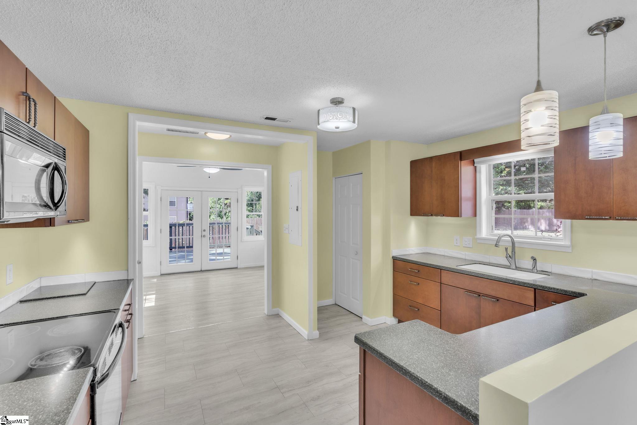 250 Buncombe Street Woodruff, SC 29388