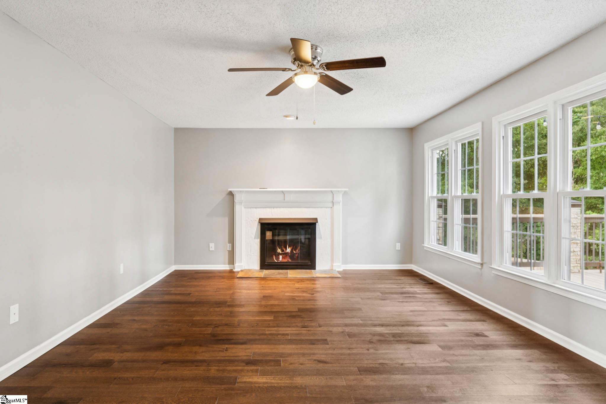 12 Horseman Lane Greenville, SC 29615