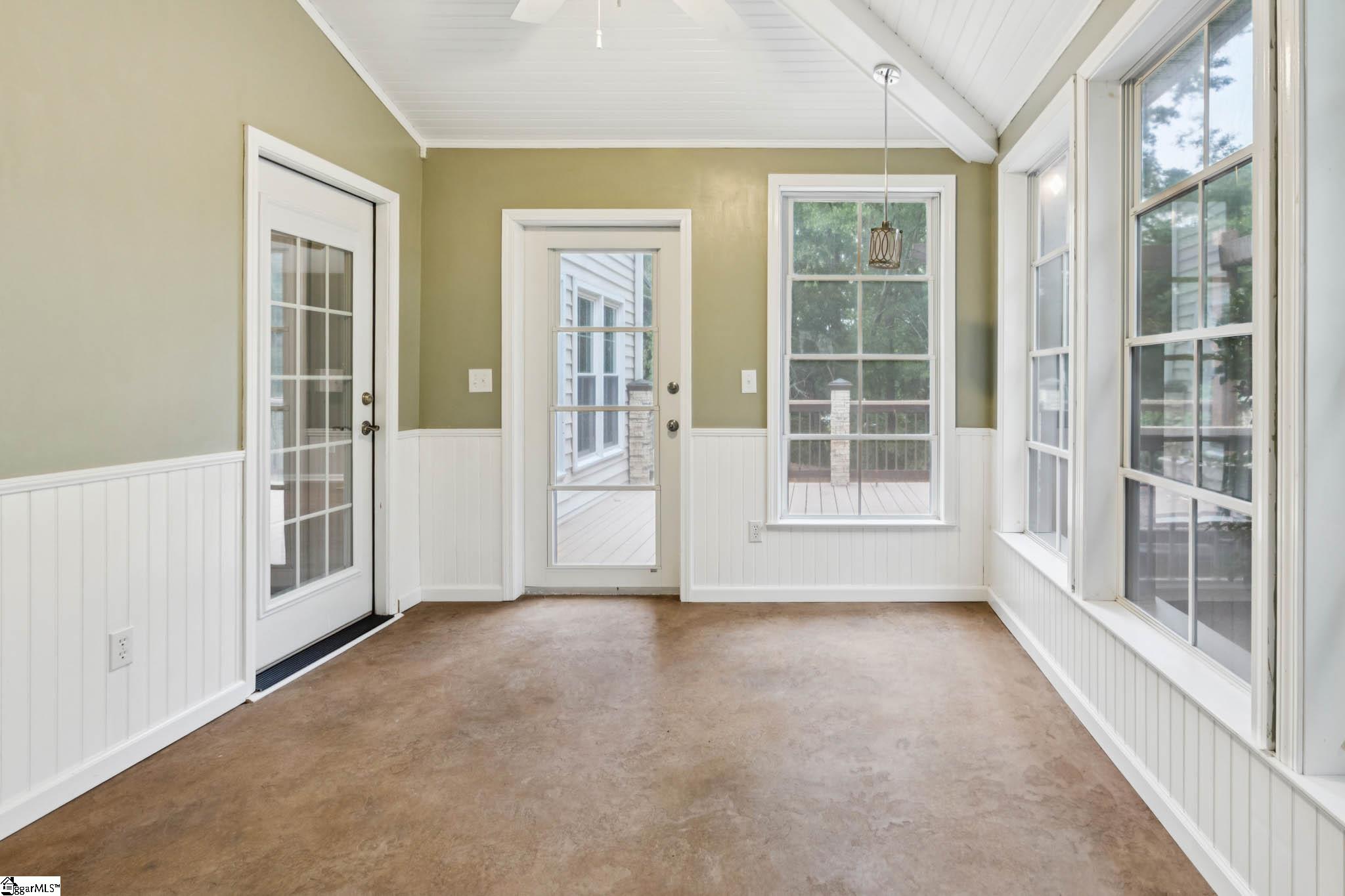 12 Horseman Lane Greenville, SC 29615