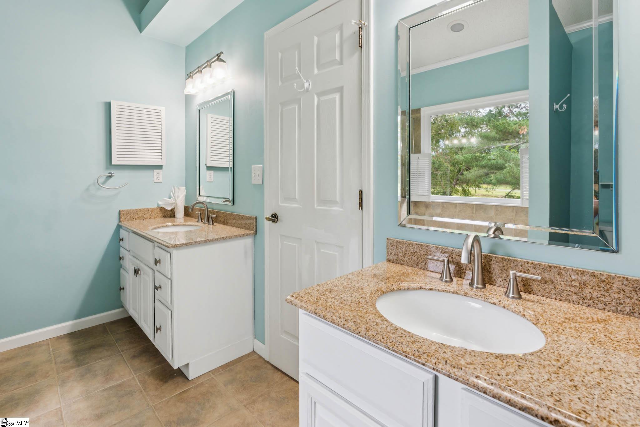 12 Horseman Lane Greenville, SC 29615