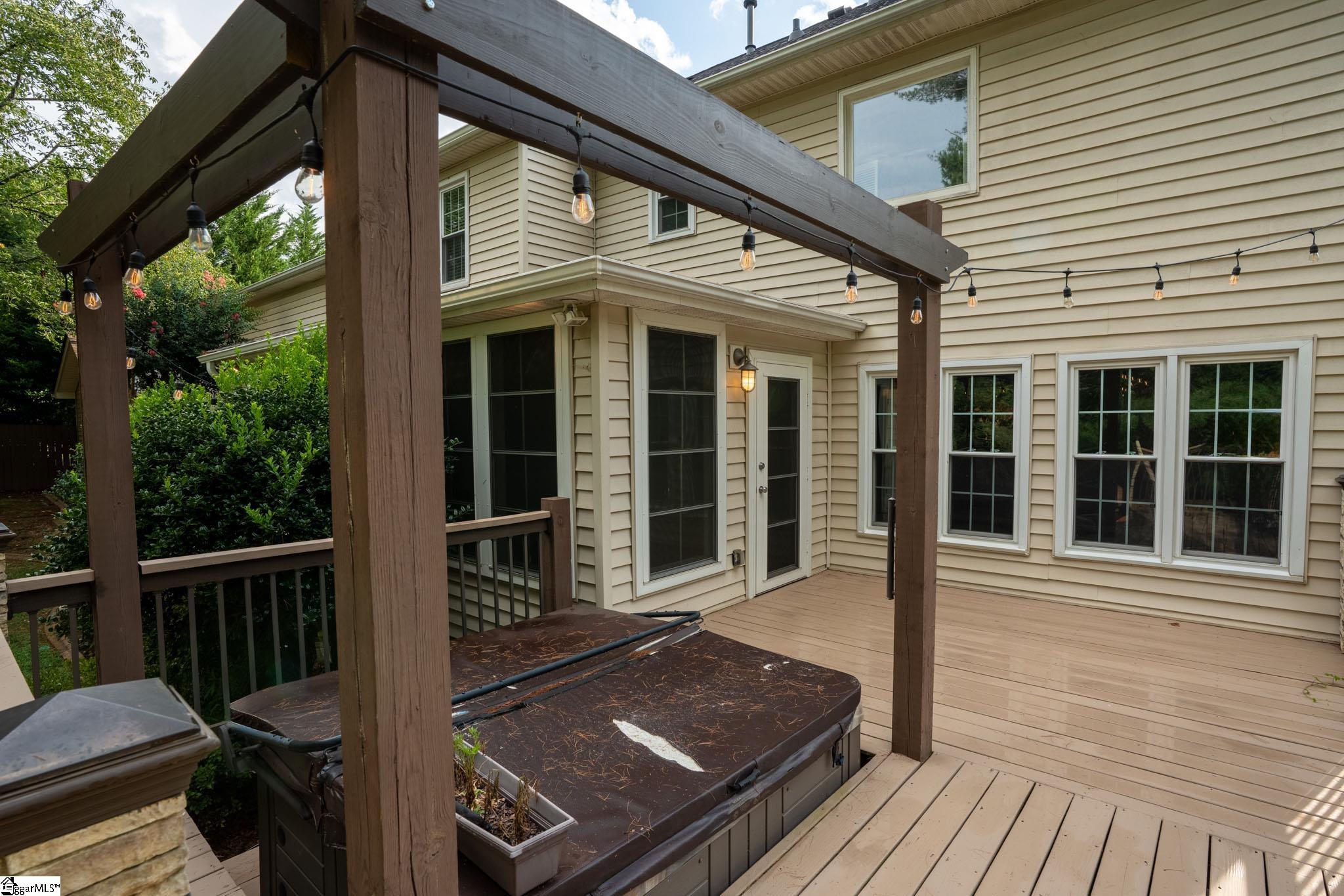 12 Horseman Lane Greenville, SC 29615