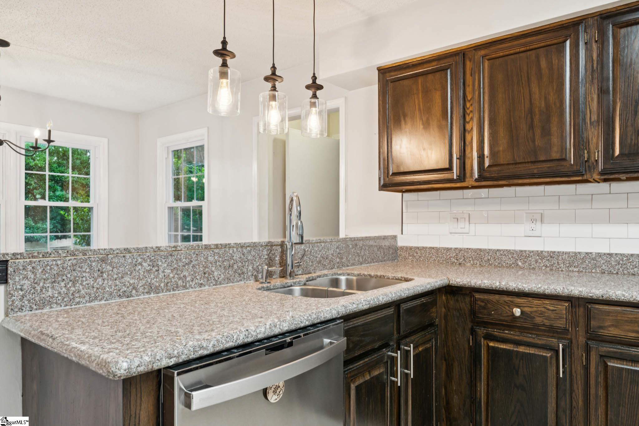 12 Horseman Lane Greenville, SC 29615