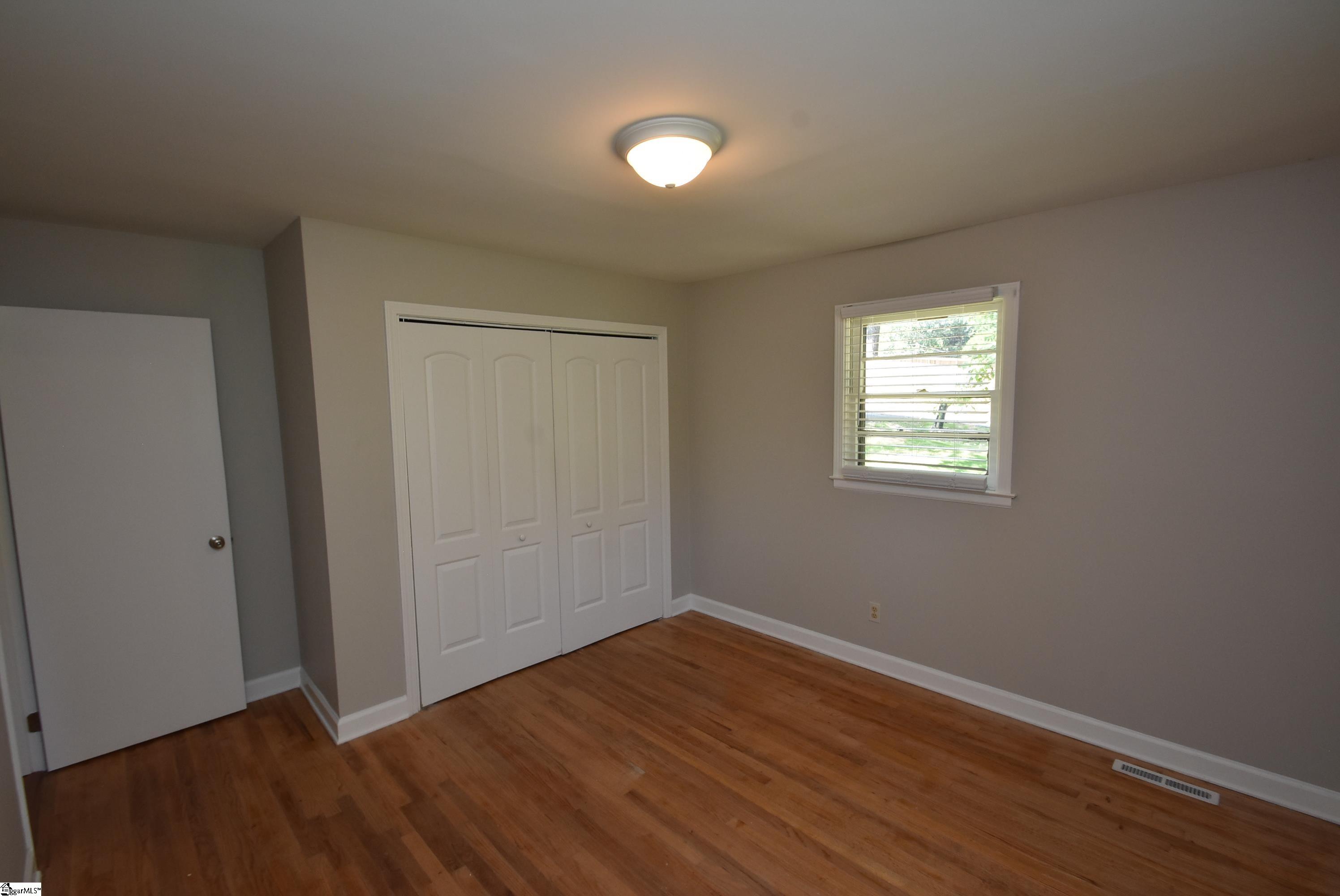 14 Theodore Circle Greenville, SC 29611