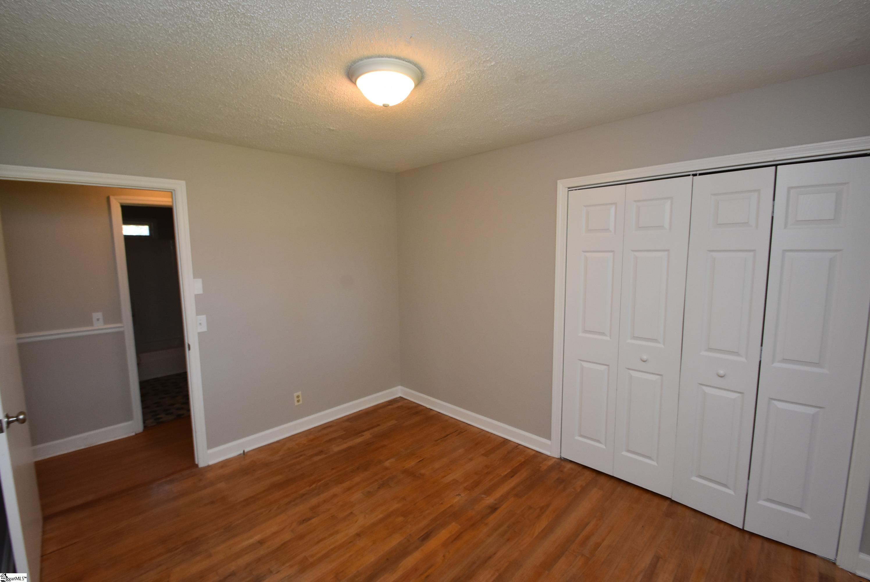14 Theodore Circle Greenville, SC 29611