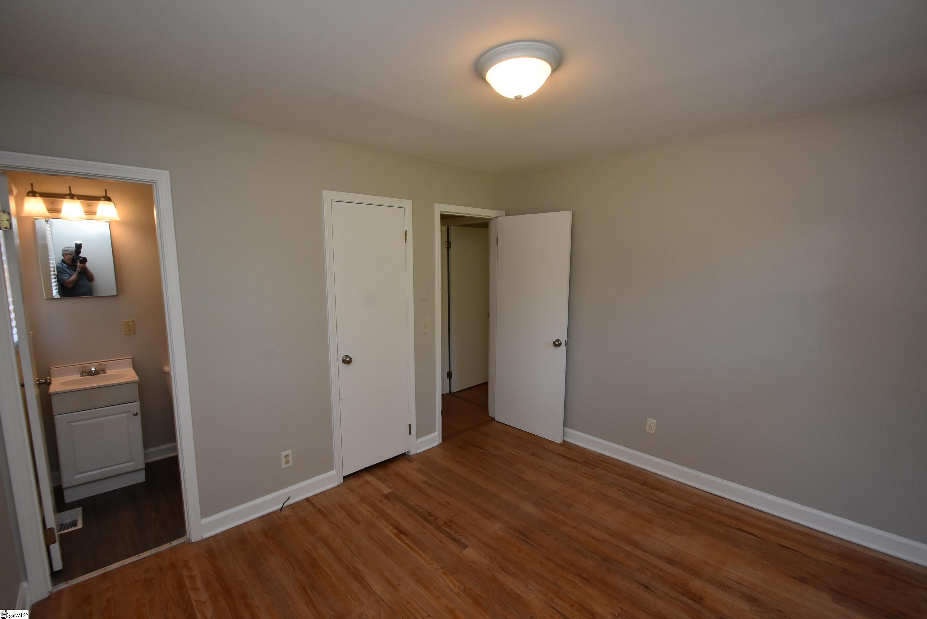 14 Theodore Circle Greenville, SC 29611