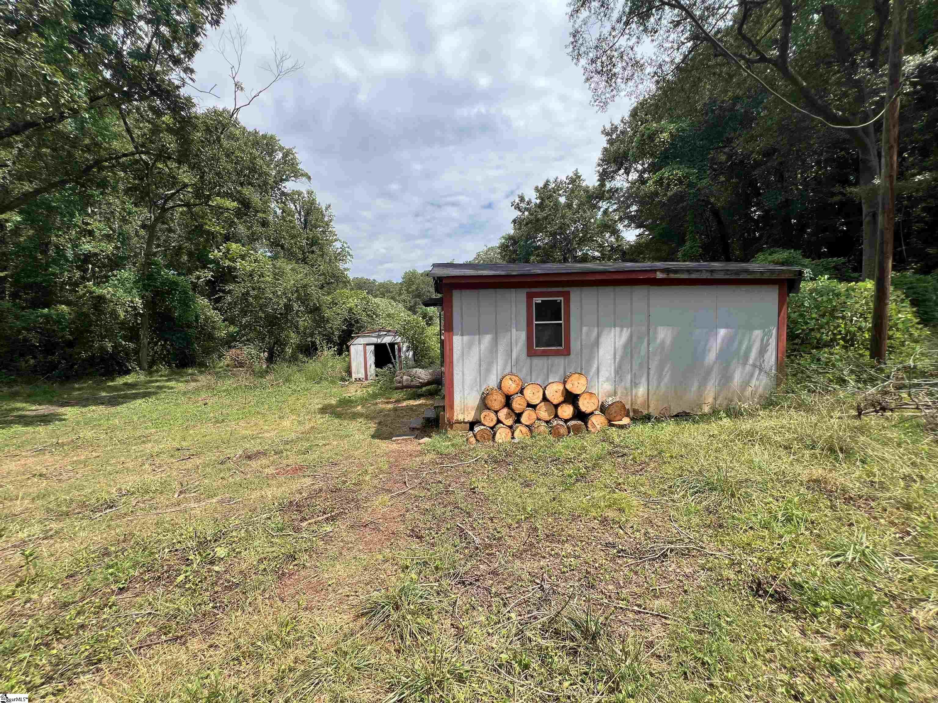 656 S Center Street Spartanburg, SC 29301