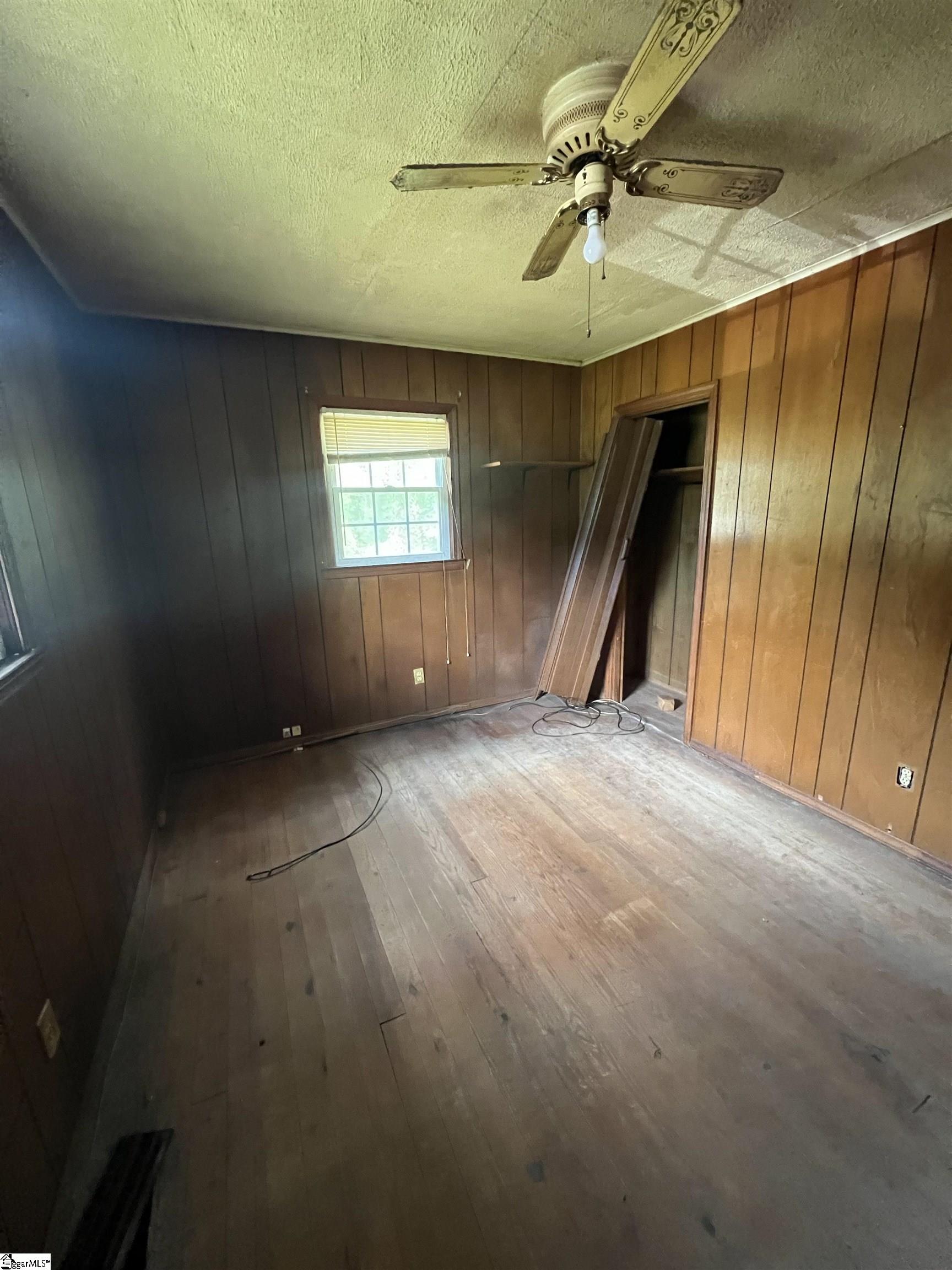 656 S Center Street Spartanburg, SC 29301