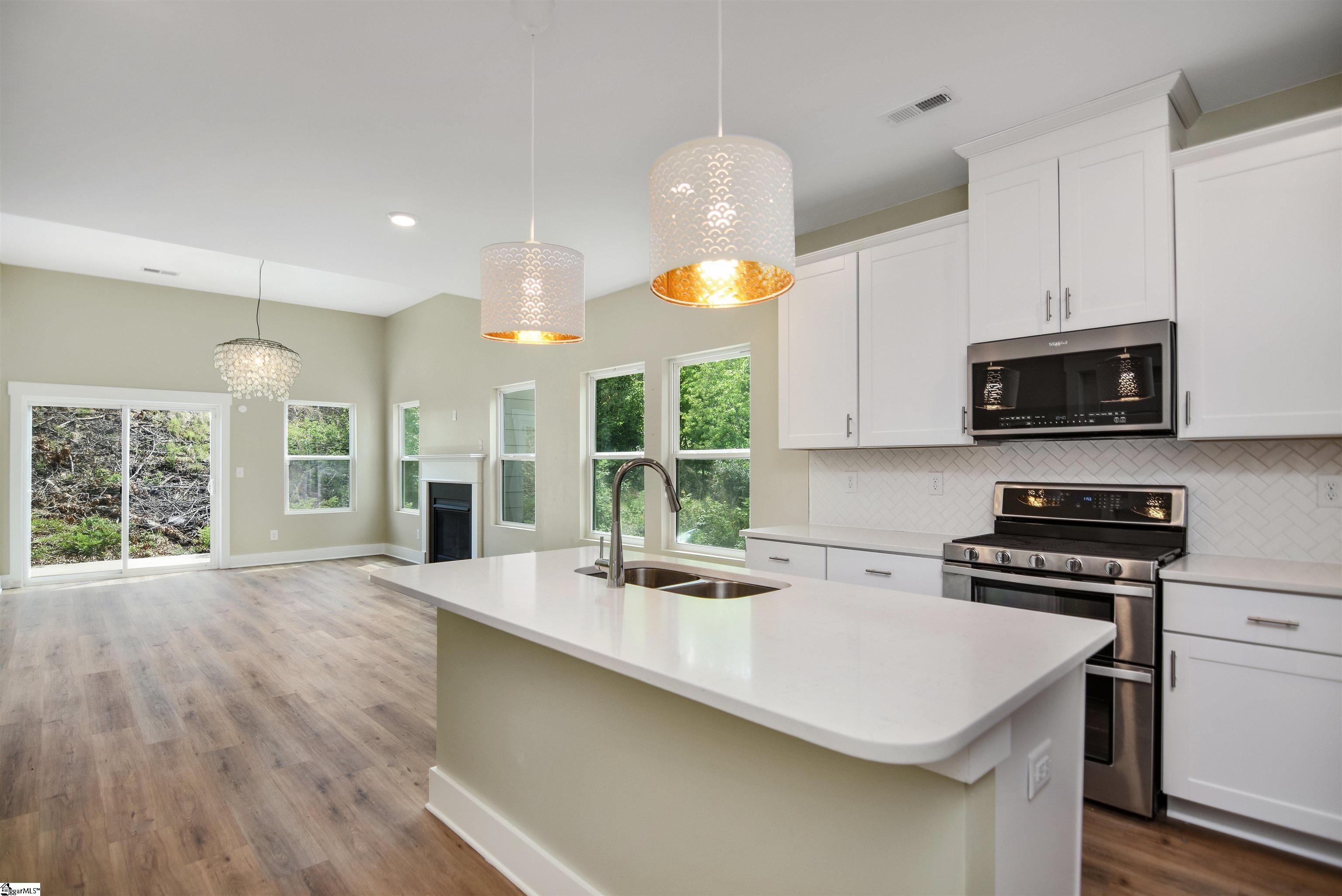 77 Galley Lane Greenville, SC 29607
