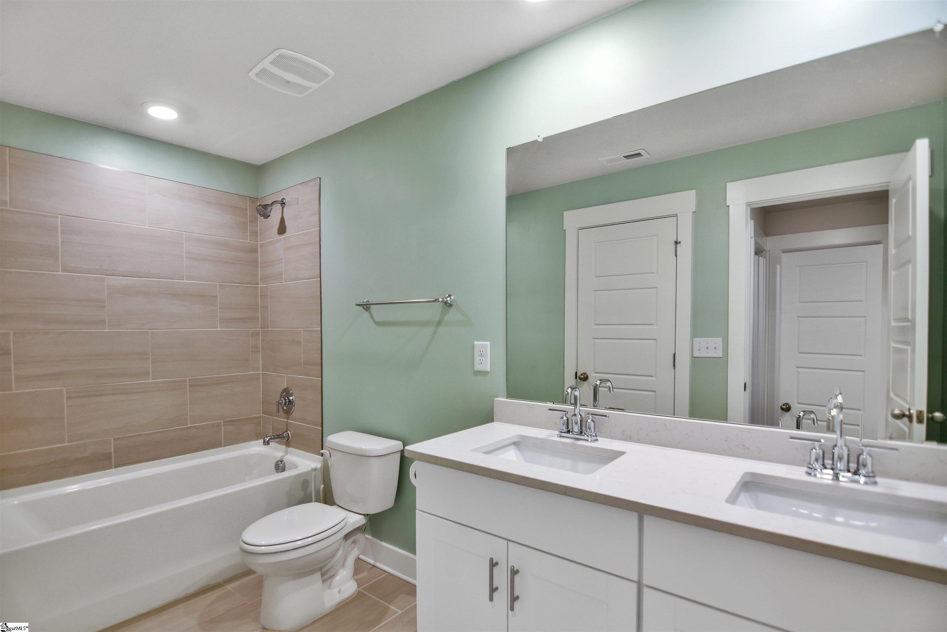 77 Galley Lane Greenville, SC 29607