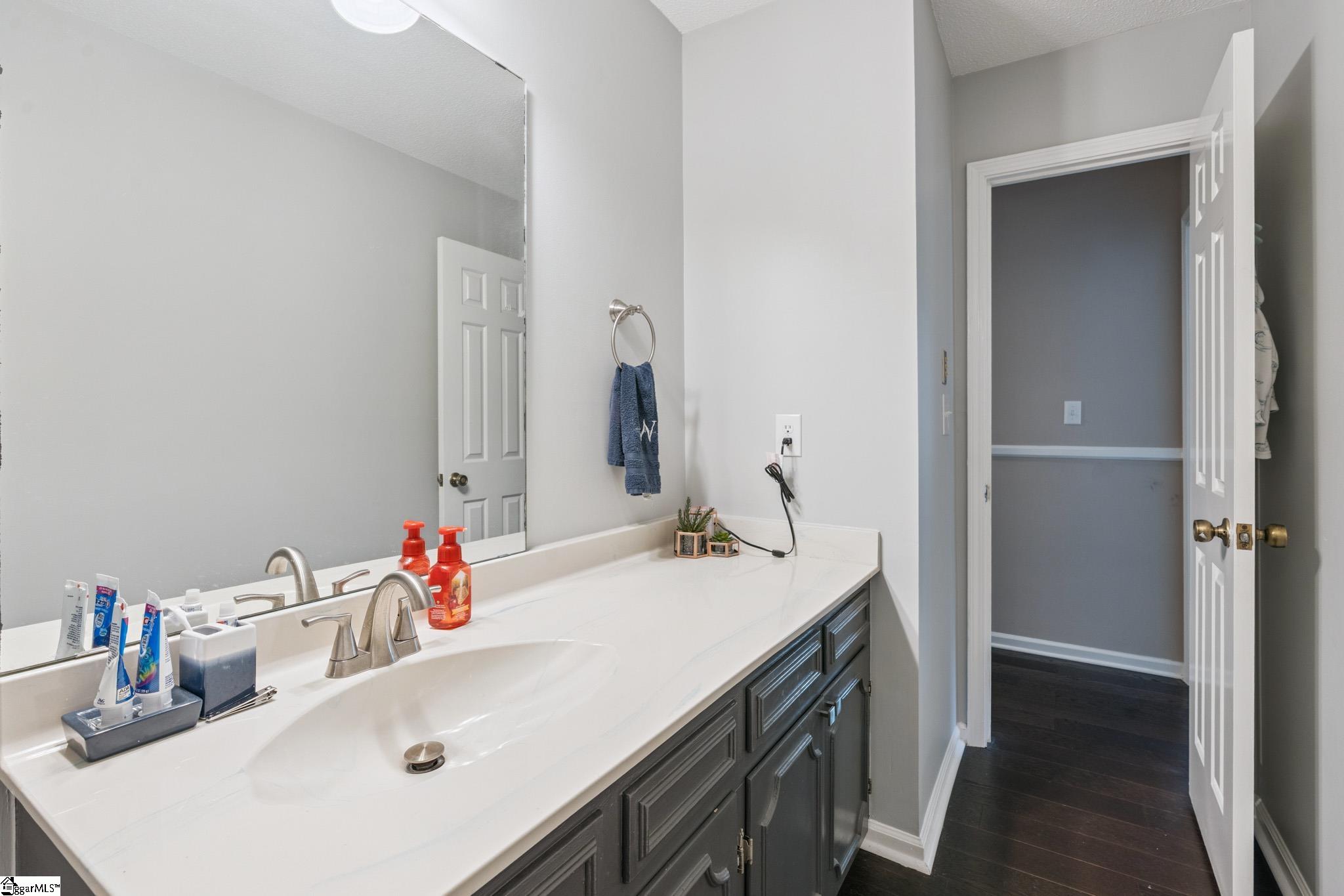 210 Wren School Road Piedmont, SC 29673