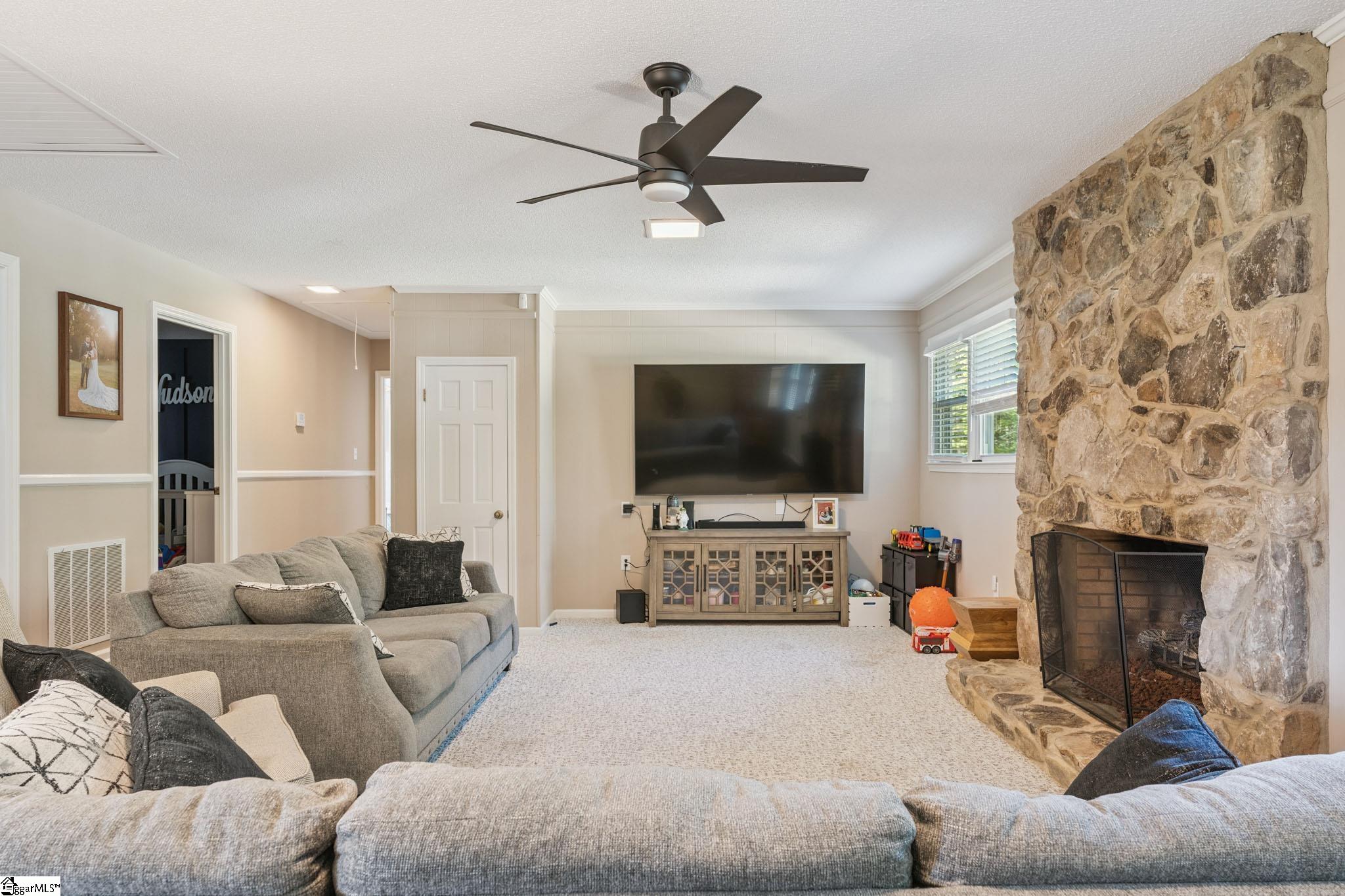 210 Wren School Road Piedmont, SC 29673