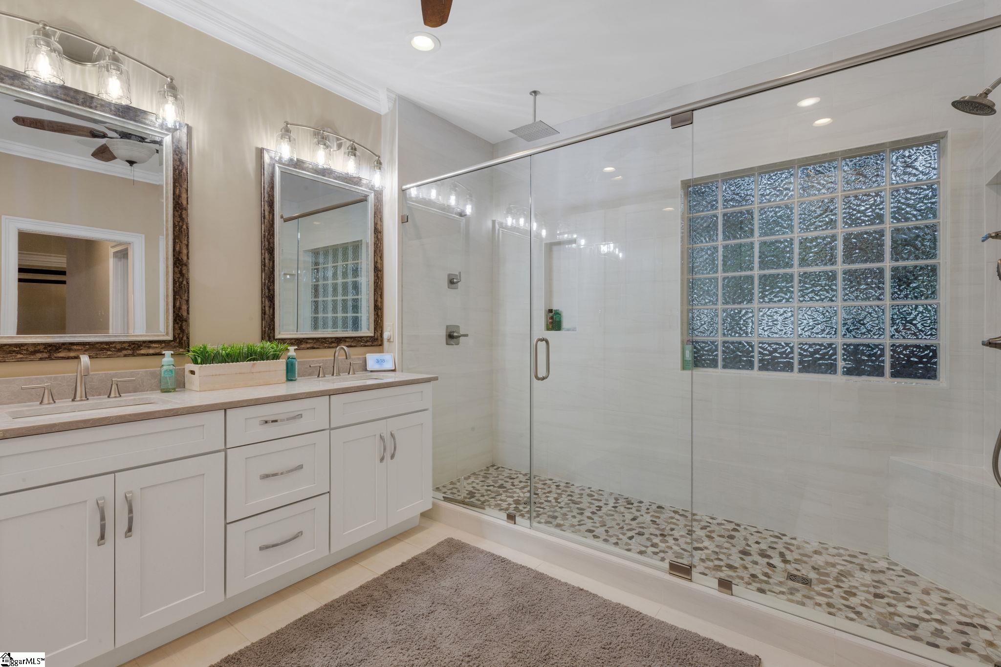 416 Kingsgate Court Simpsonville, SC 29681