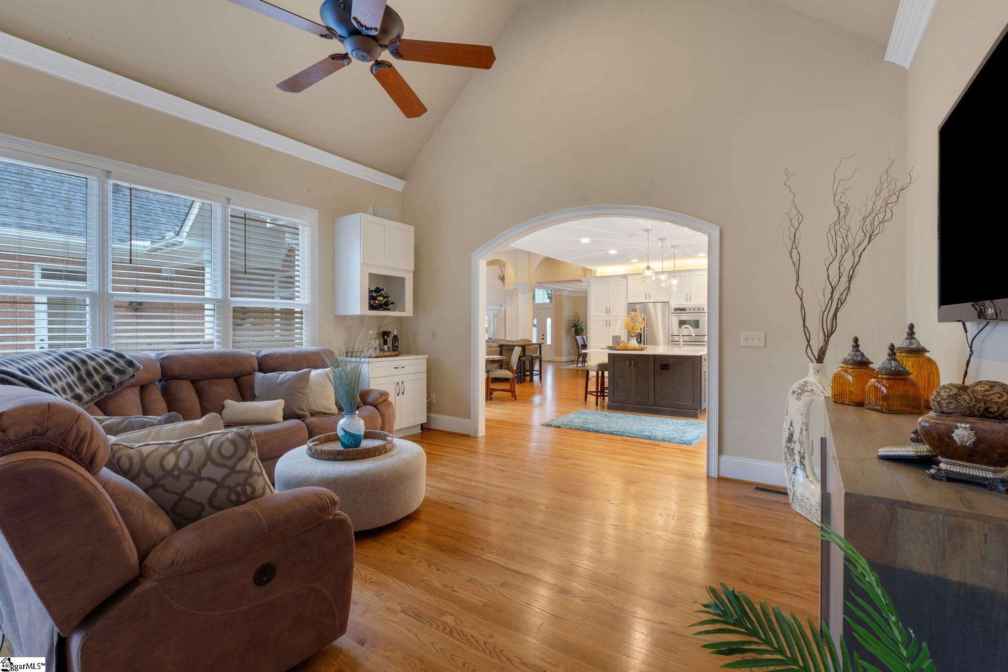 416 Kingsgate Court Simpsonville, SC 29681