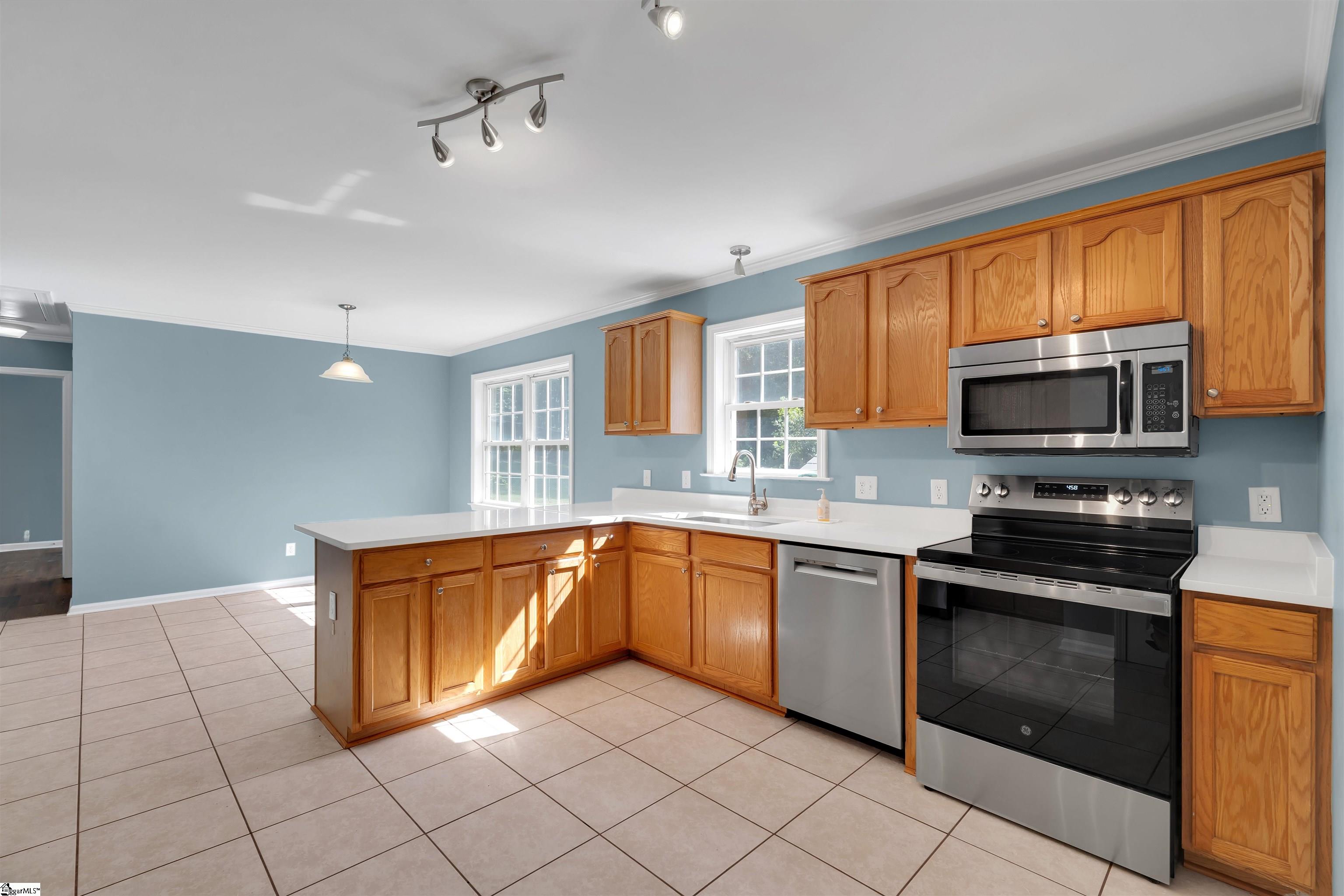 30 Hunt Street Travelers Rest, SC 29690