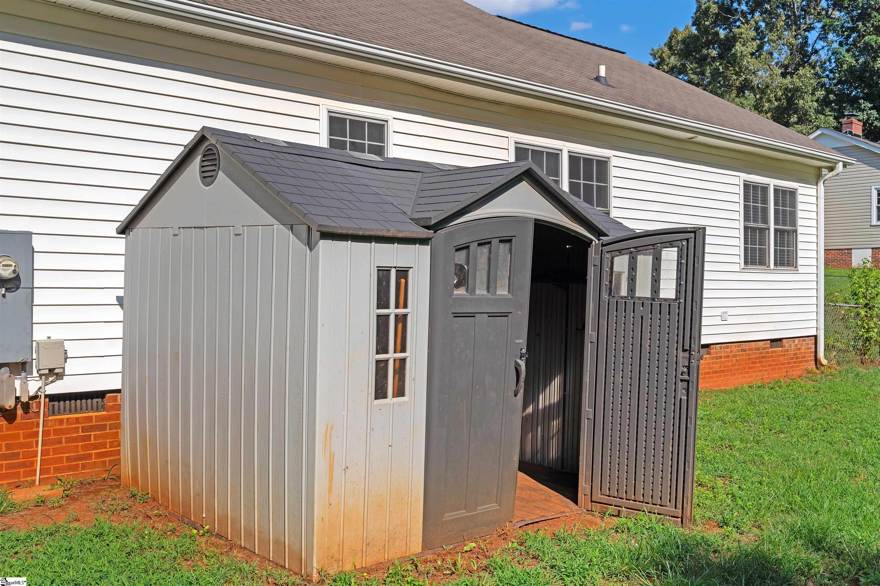 30 Hunt Street Travelers Rest, SC 29690