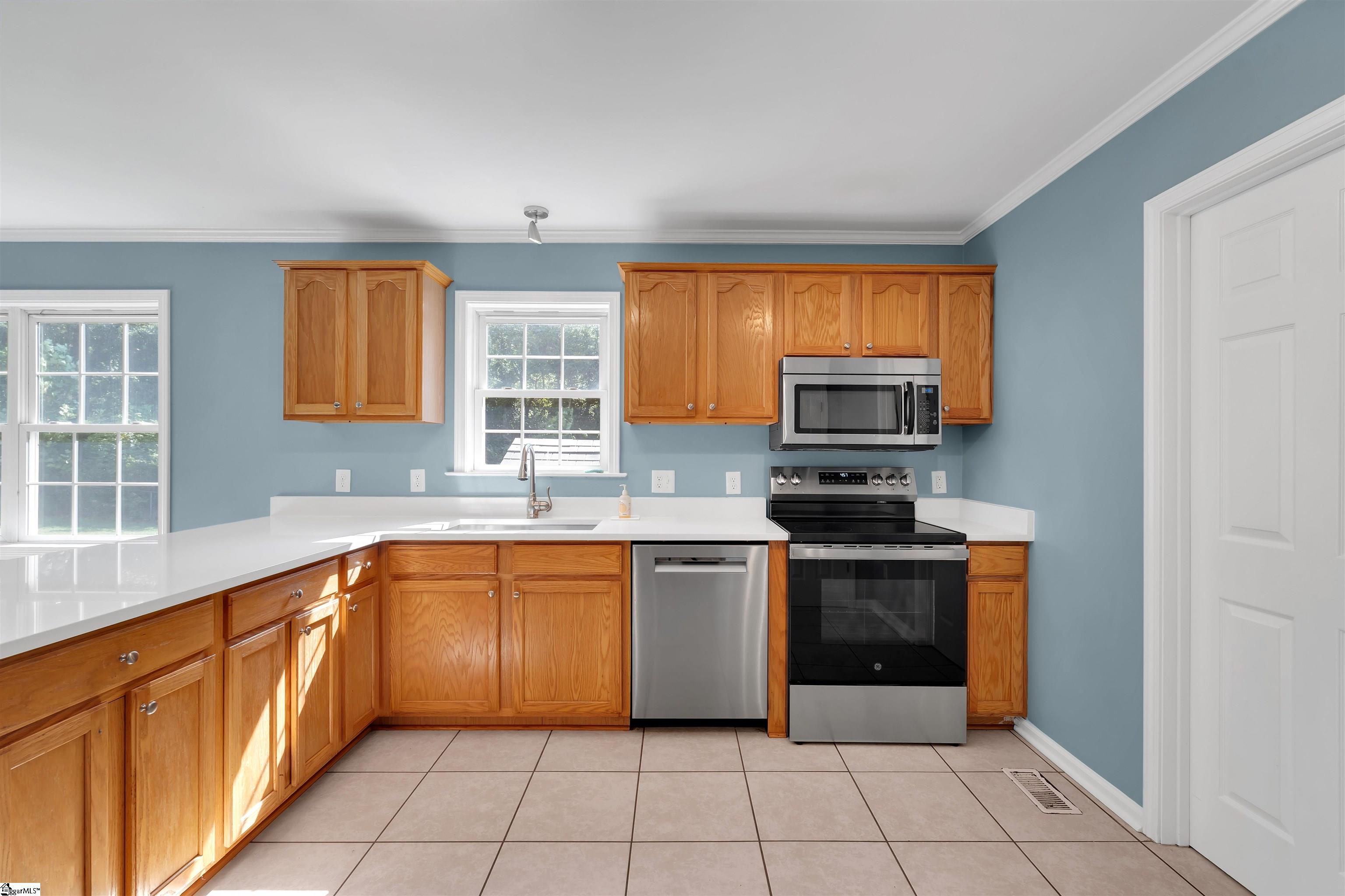 30 Hunt Street Travelers Rest, SC 29690