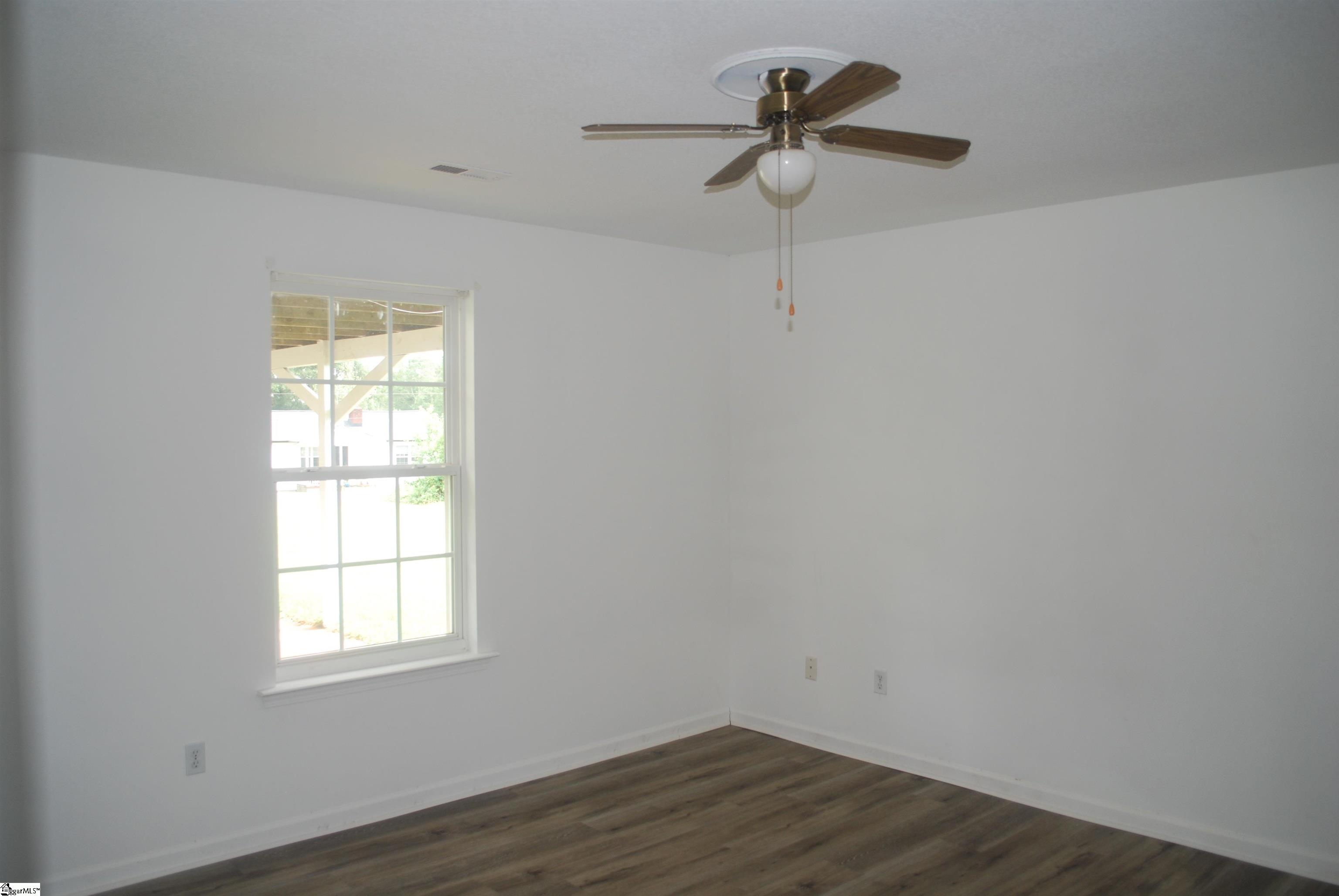 437 Roe Road Greenville, SC 29611