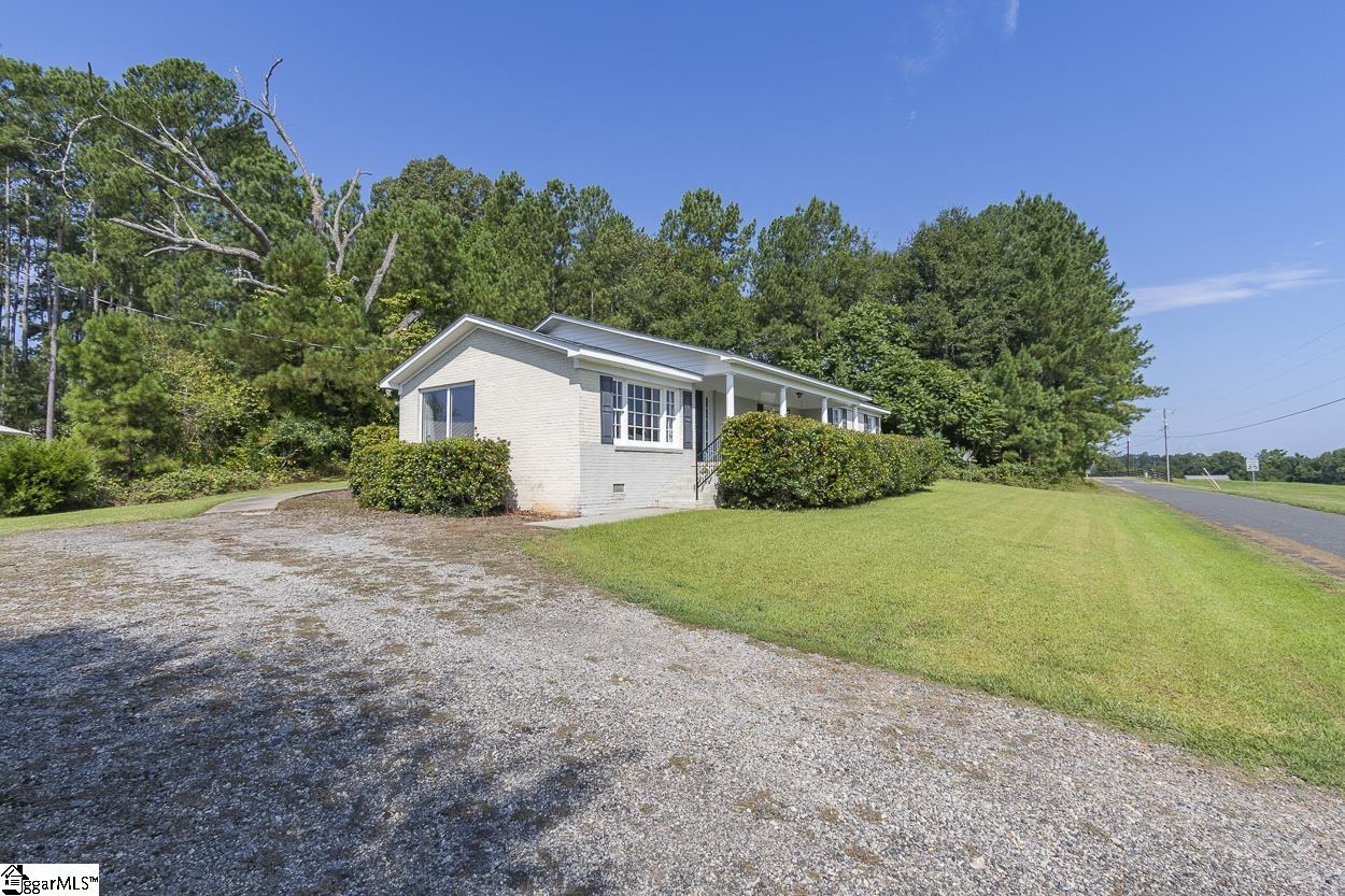 400 Tripp Road Piedmont, SC 29673