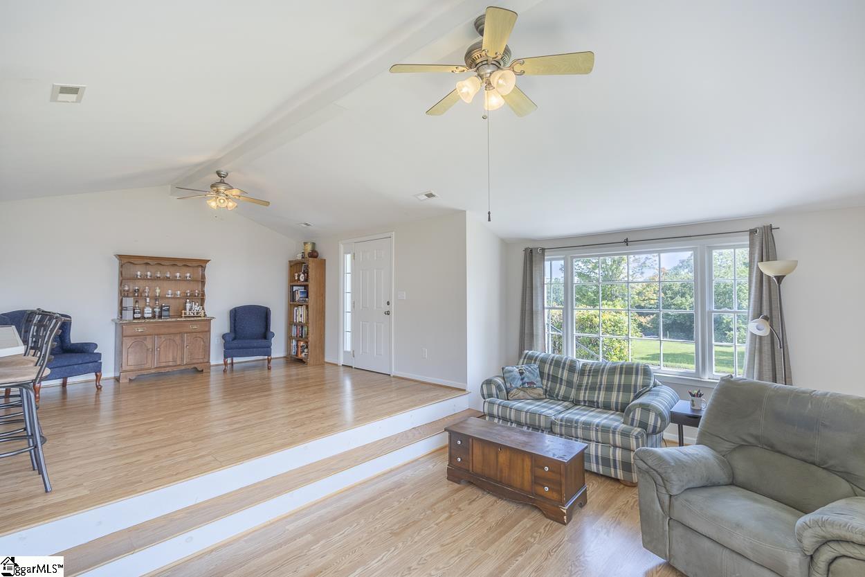400 Tripp Road Piedmont, SC 29673