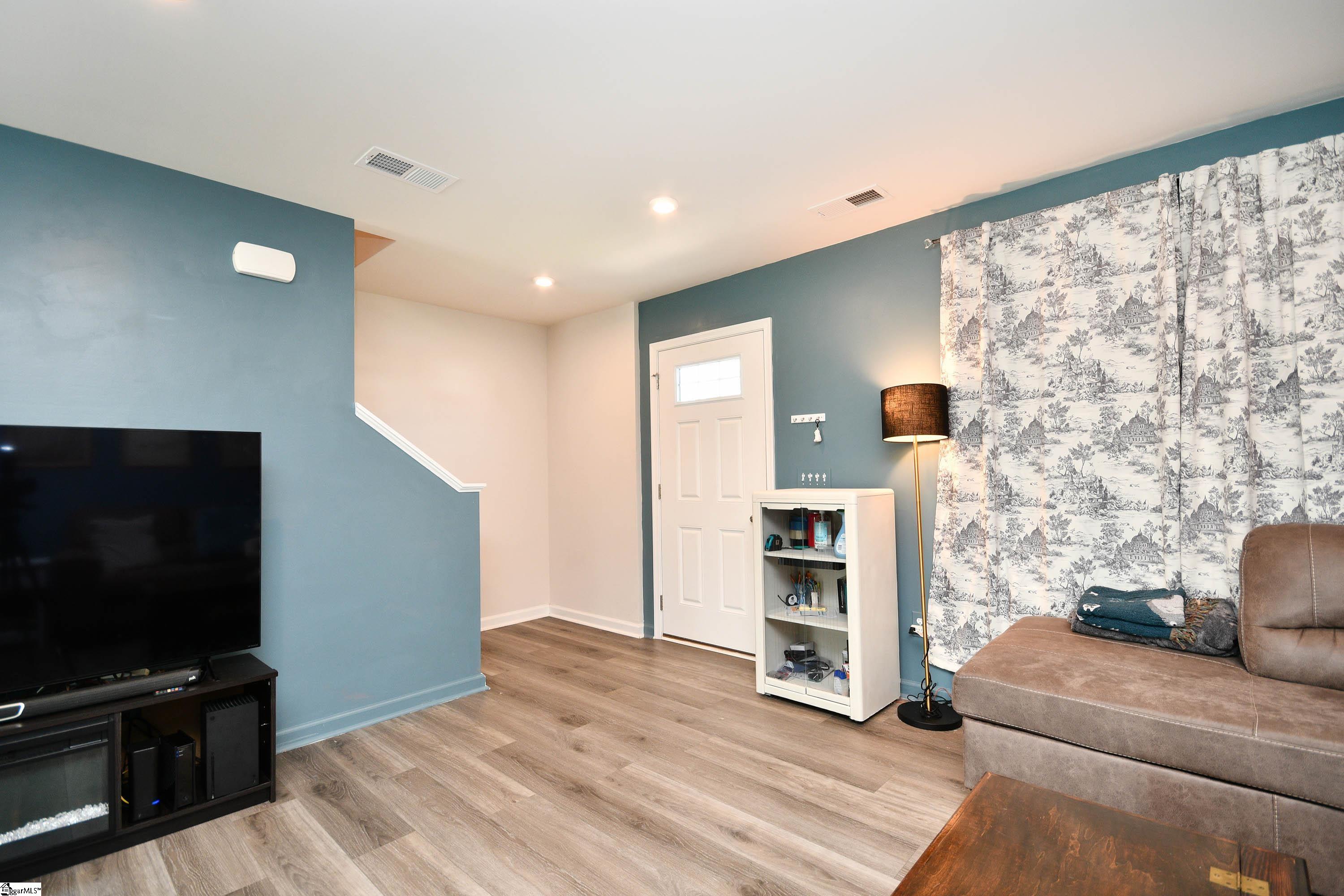 113 Alice Court Easley, SC 29642