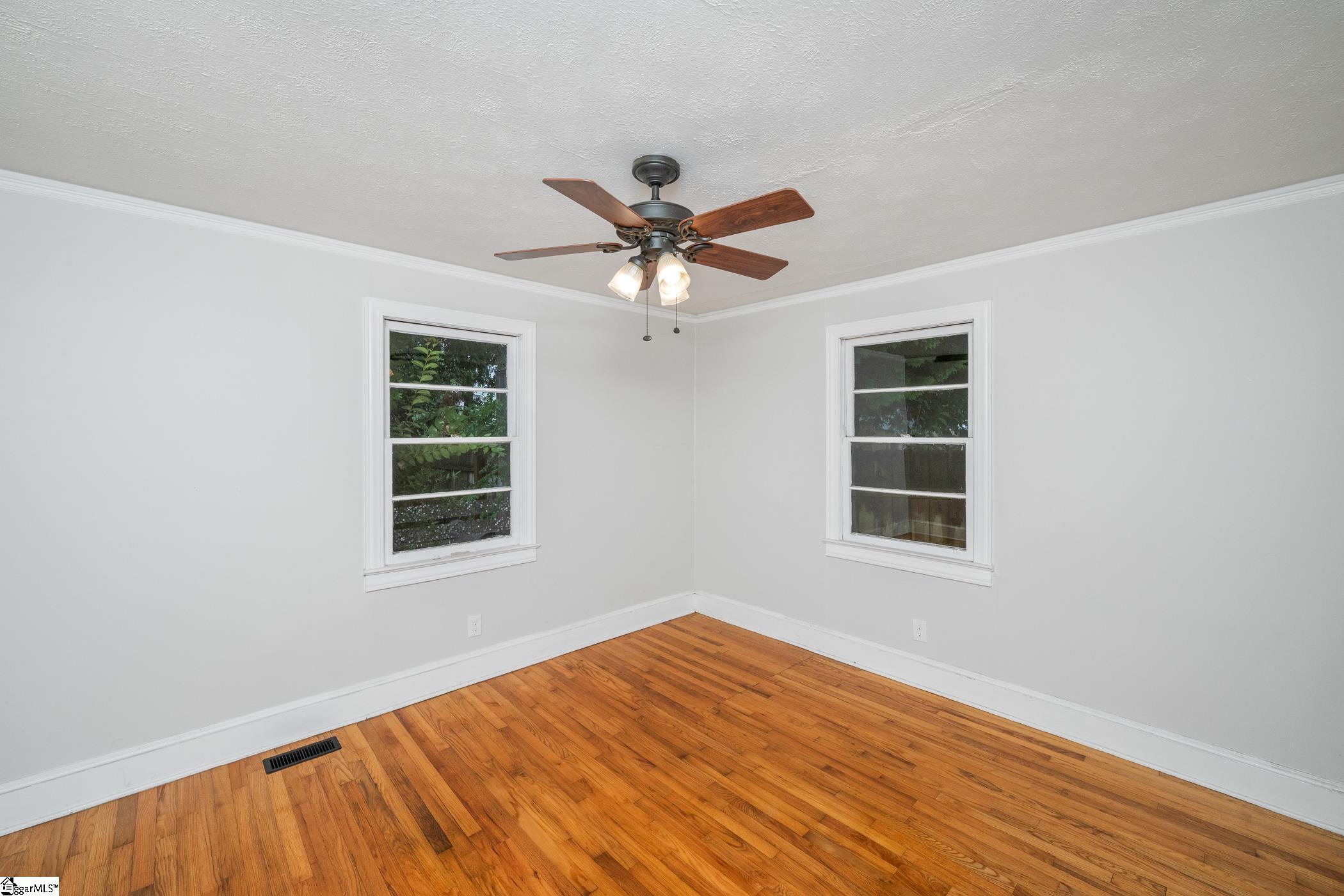 11 Elrod Street Greenville, SC 29609