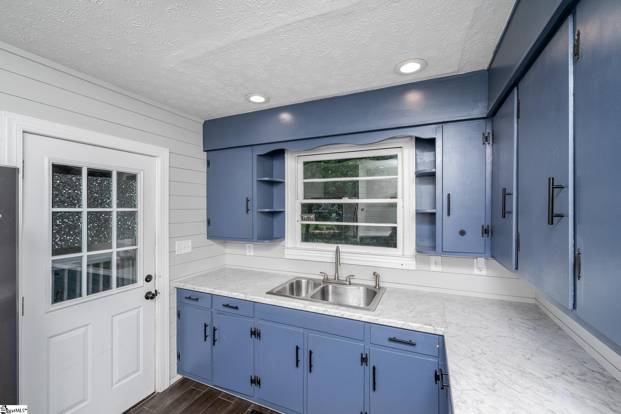 11 Elrod Street Greenville, SC 29609