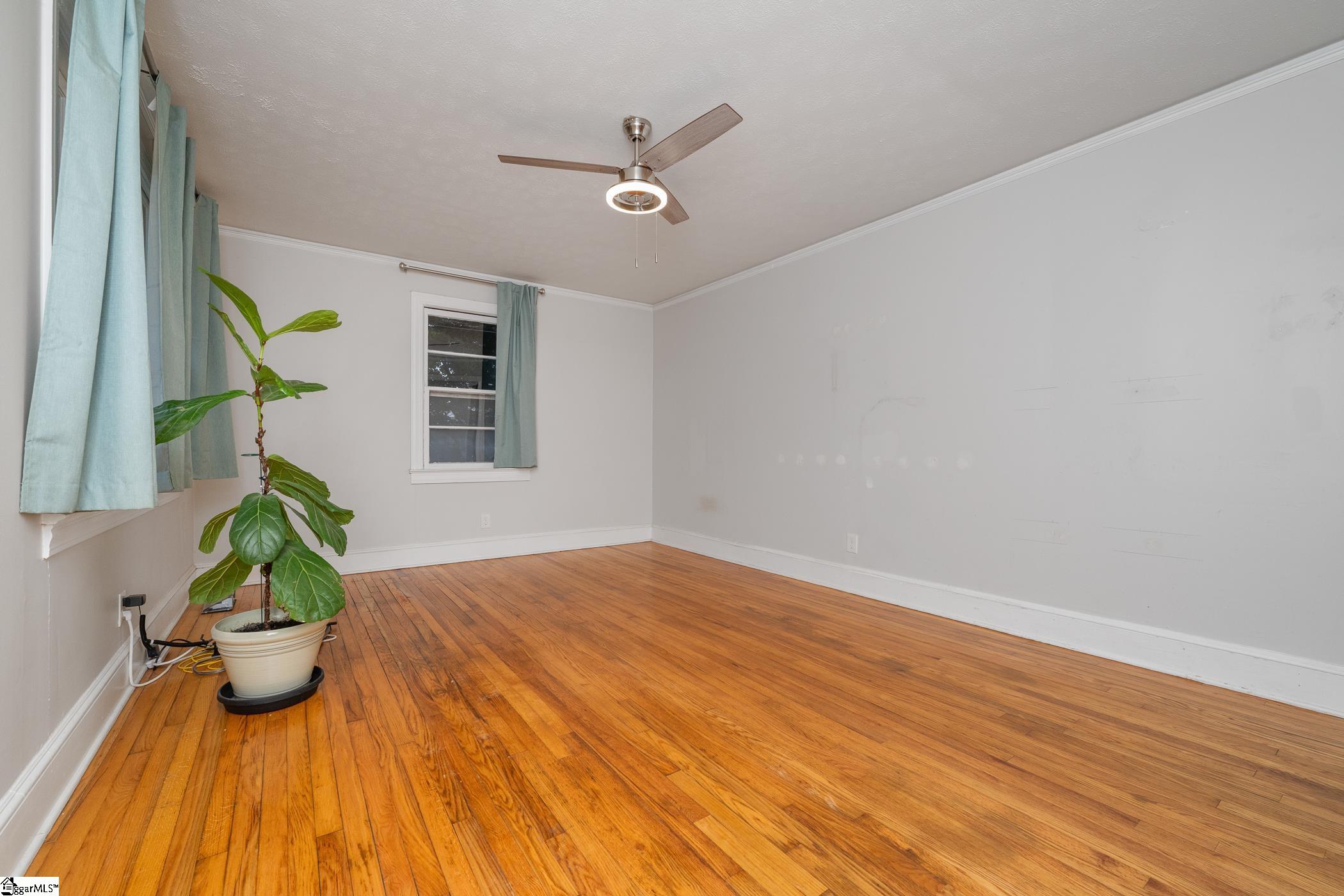 11 Elrod Street Greenville, SC 29609