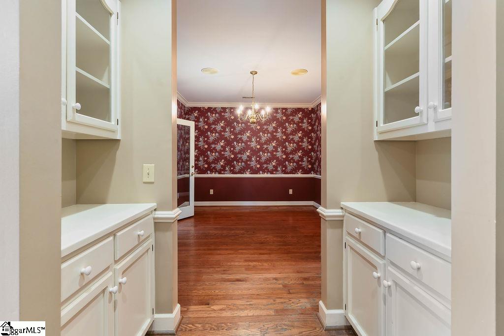 306 Greenview Circle Greenville, SC 29609