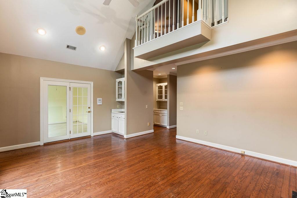306 Greenview Circle Greenville, SC 29609