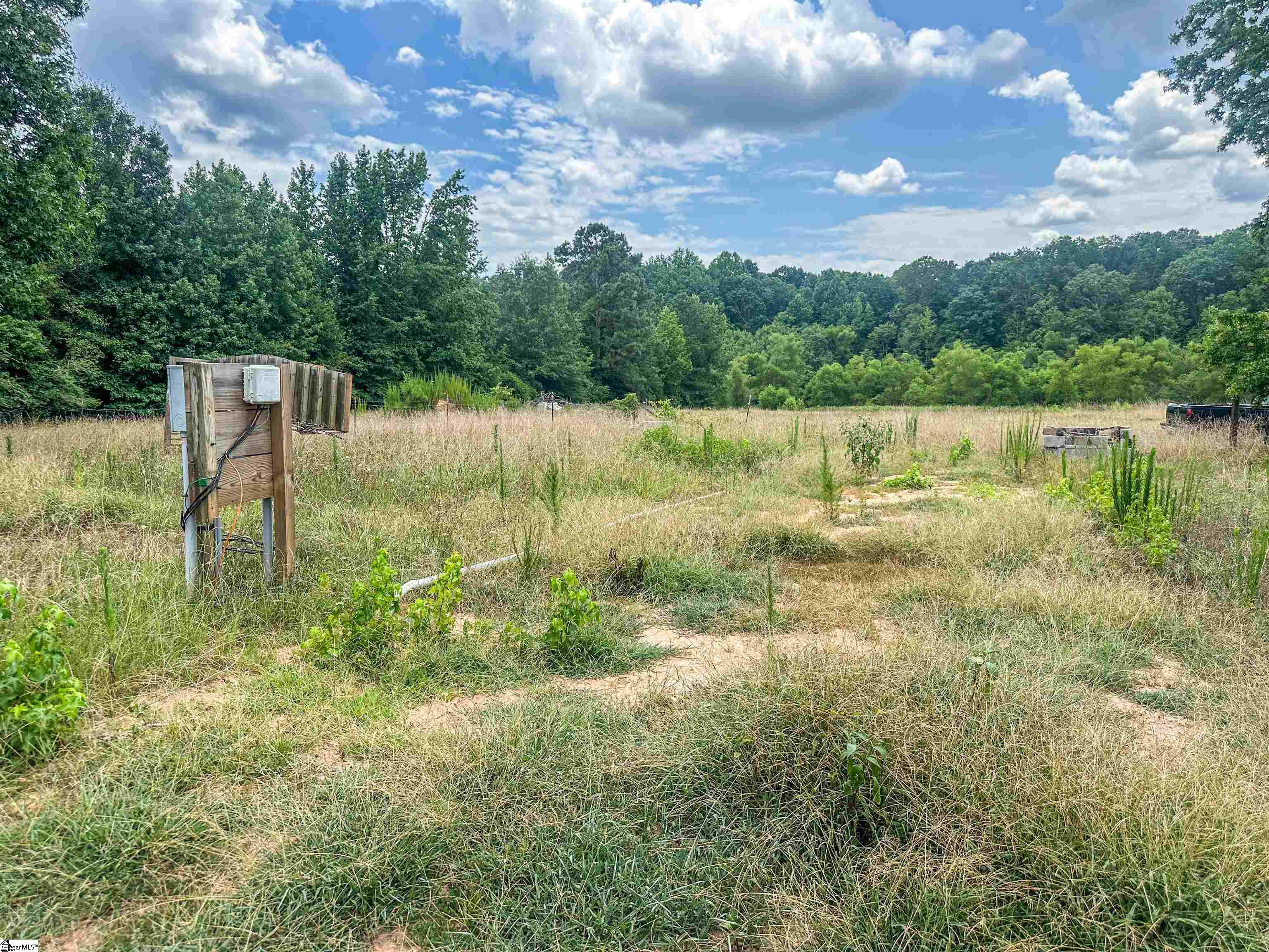 1104B Henry Thomas Road Belton, SC 29627