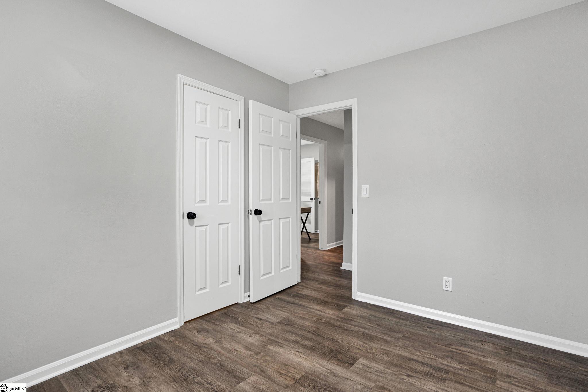 102 Harmony Drive Spartanburg, SC 29301-5728