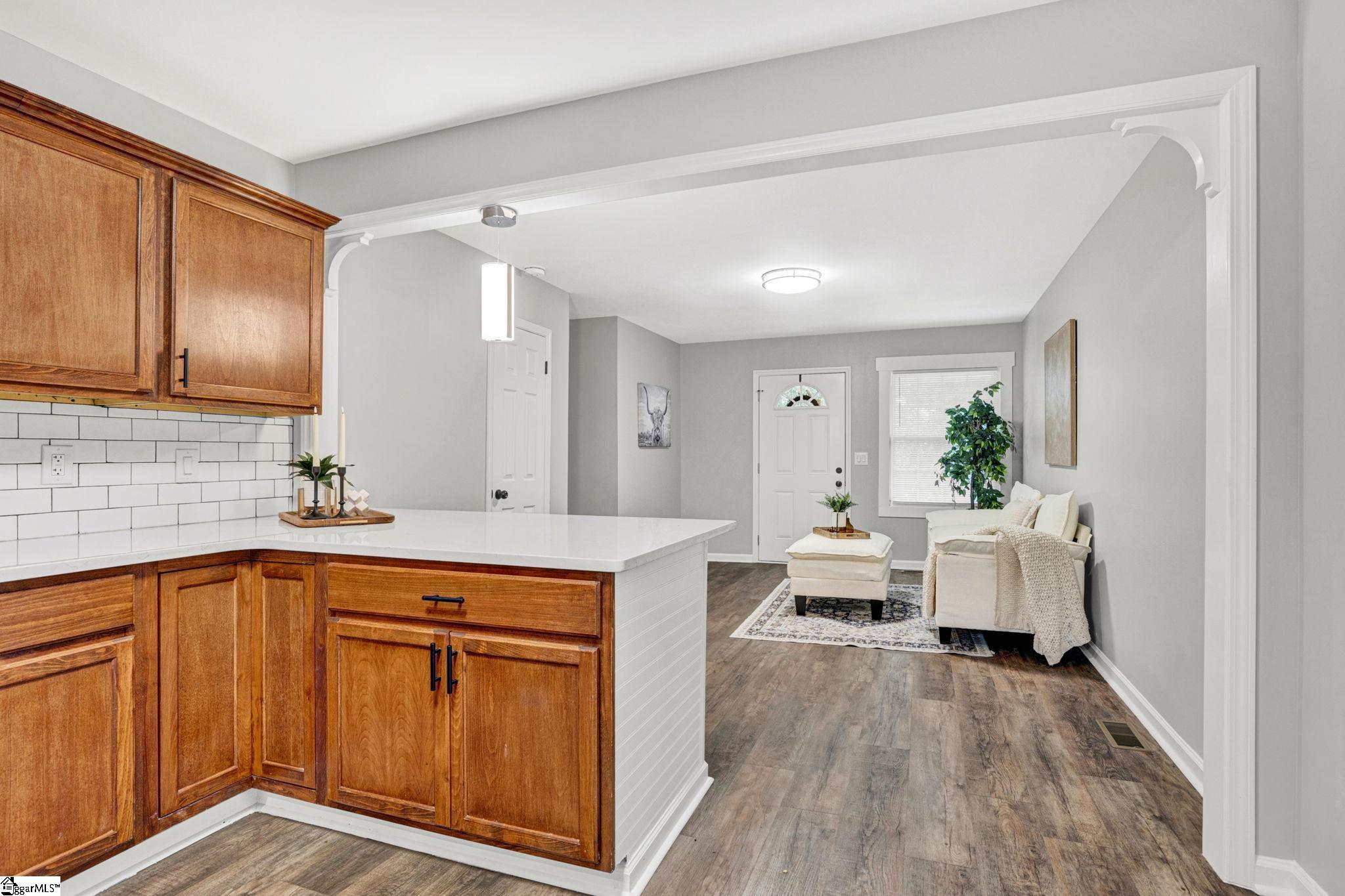 102 Harmony Drive Spartanburg, SC 29301-5728