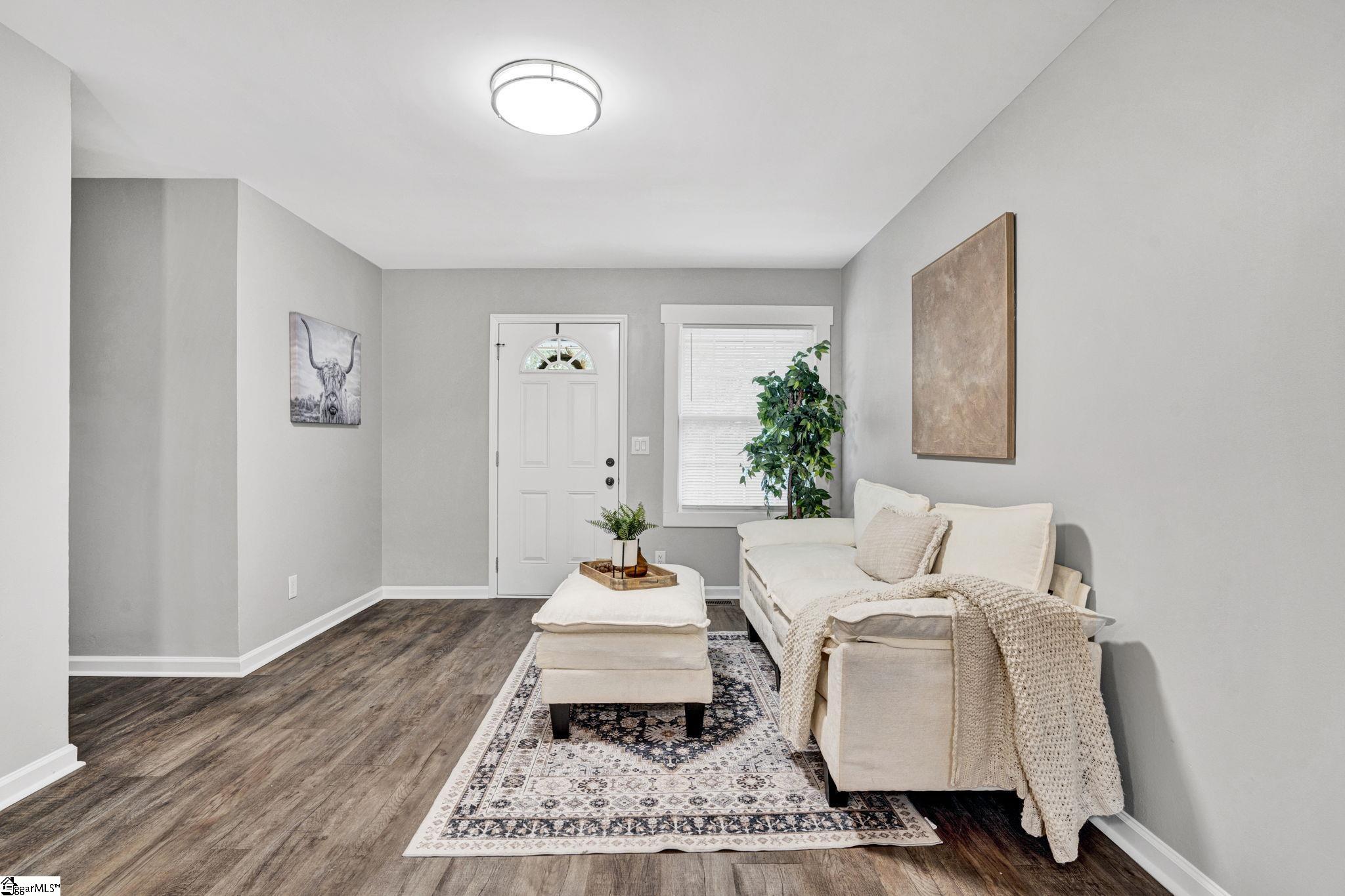 102 Harmony Drive Spartanburg, SC 29301-5728